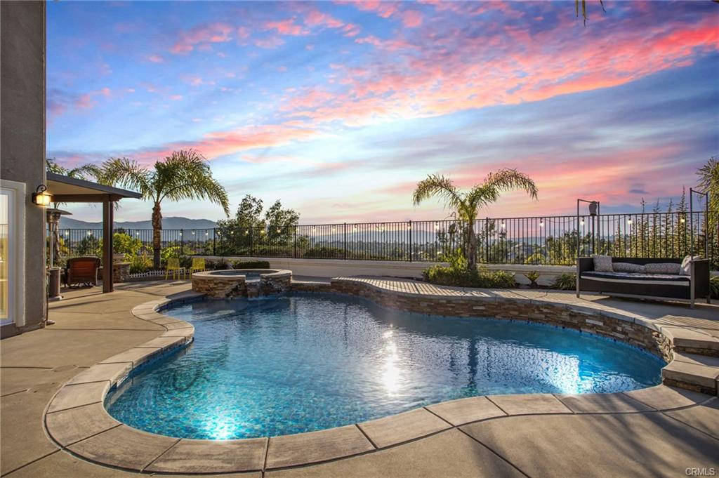 OPEN HOUSE - Redhawk Fairways pool/view in Temecula