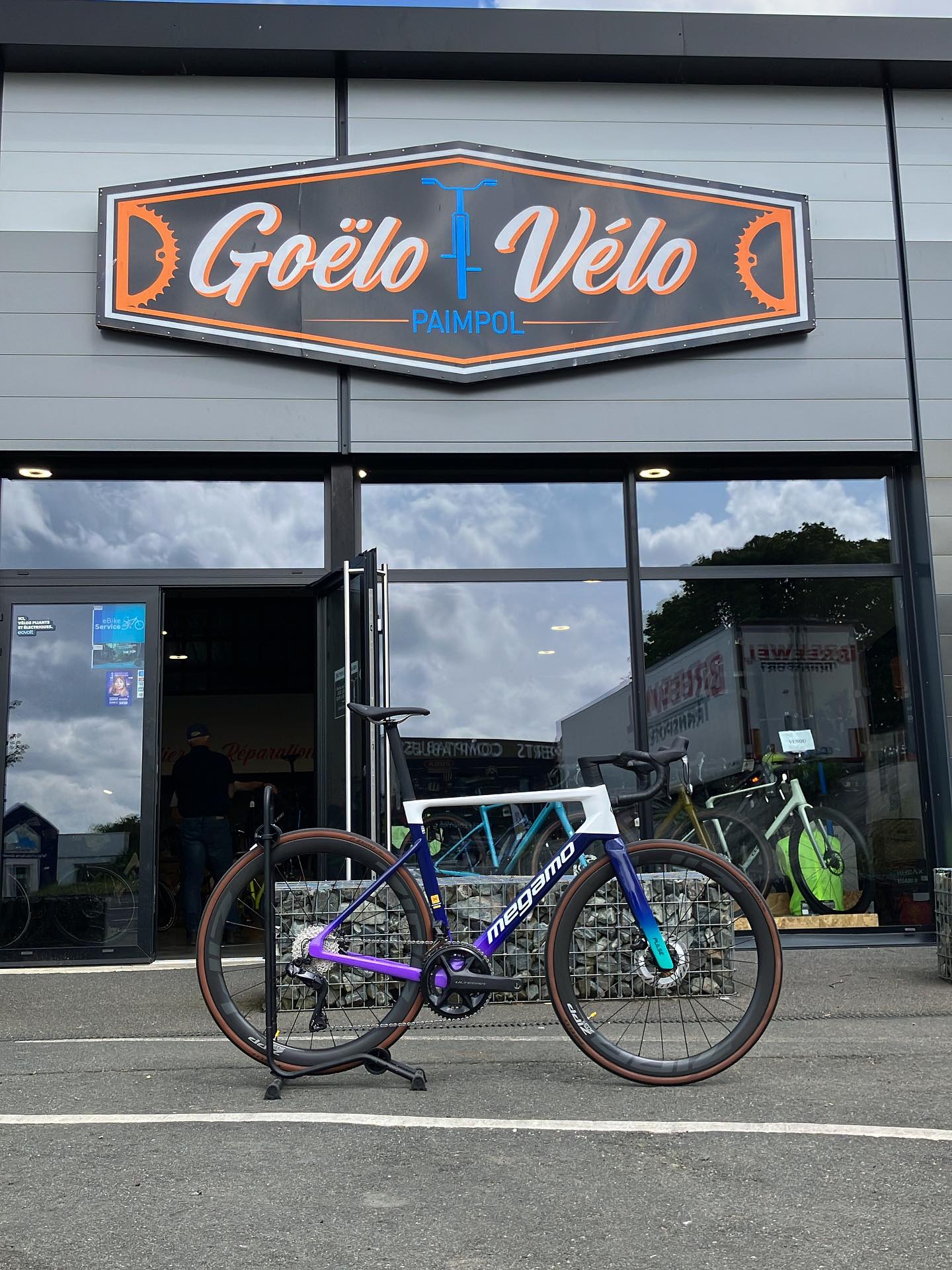 Goëlo Vélo - 🤩 MEGAMO PULSE 05 CW TEAM COLOR 🤩 🚴🏻‍♂️... | Facebook