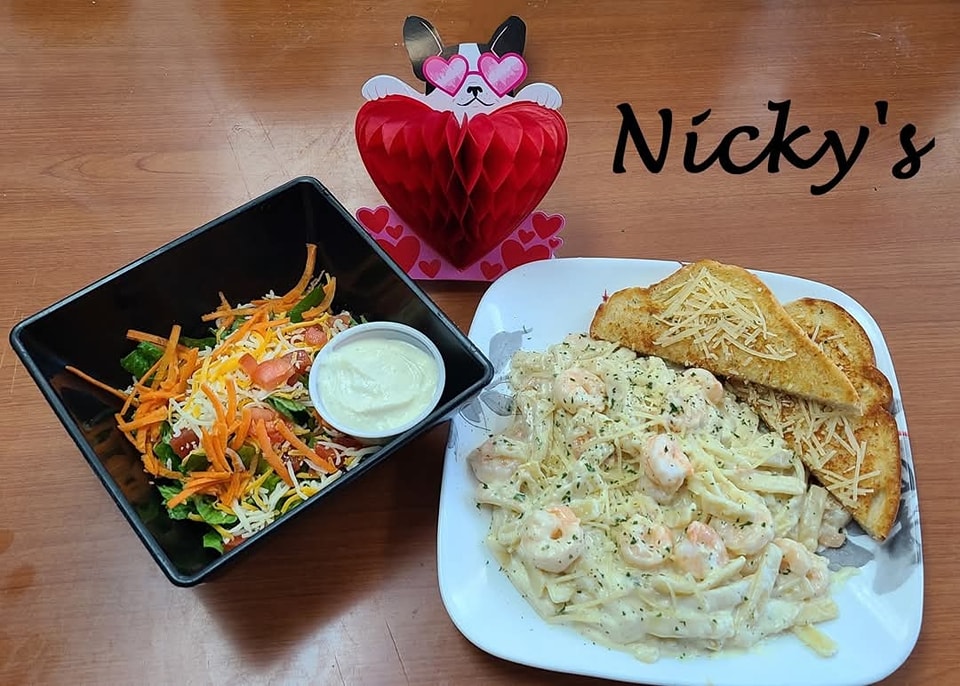 Nicky's Good Eats & Treats | Two Rivers WI