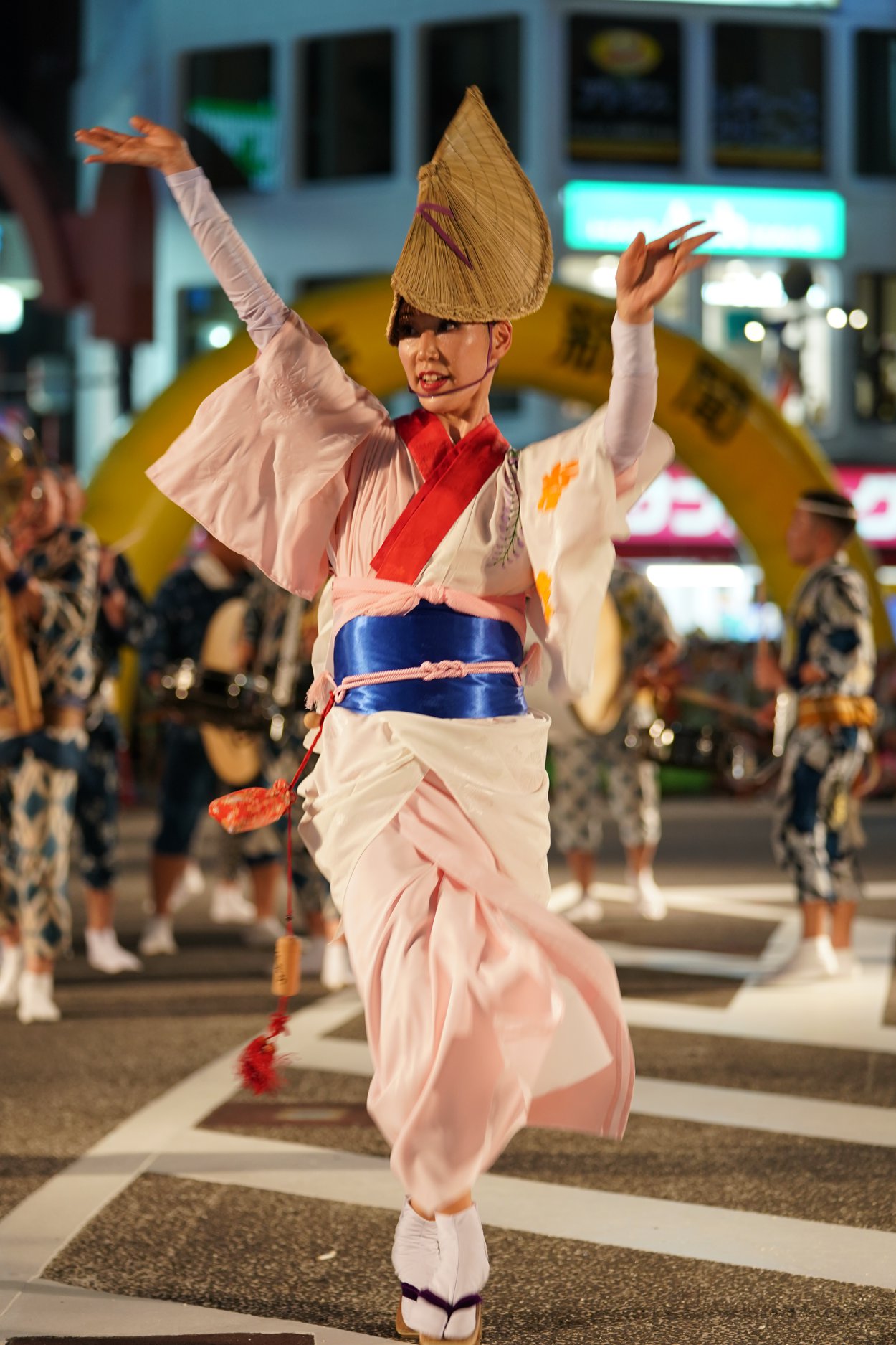 苔 作 阿波 踊り