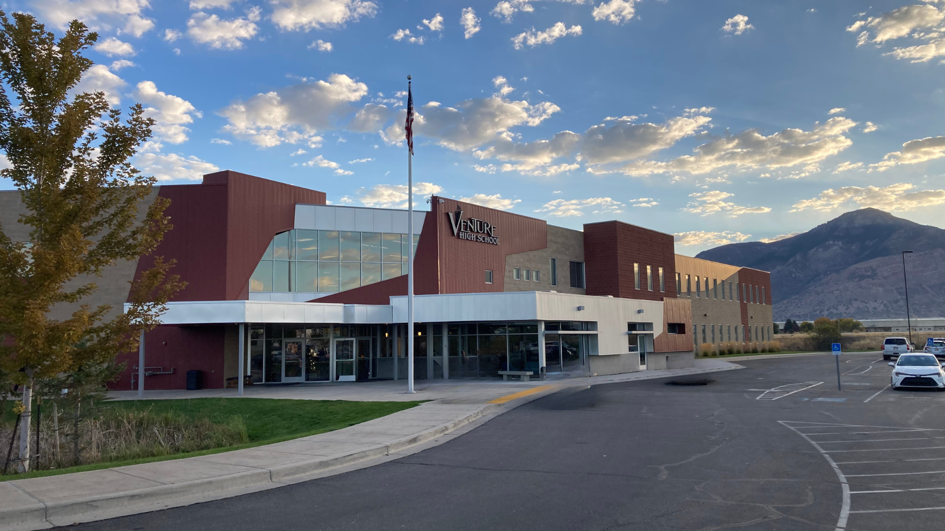 Santaquin City Library added a... - Santaquin City Library