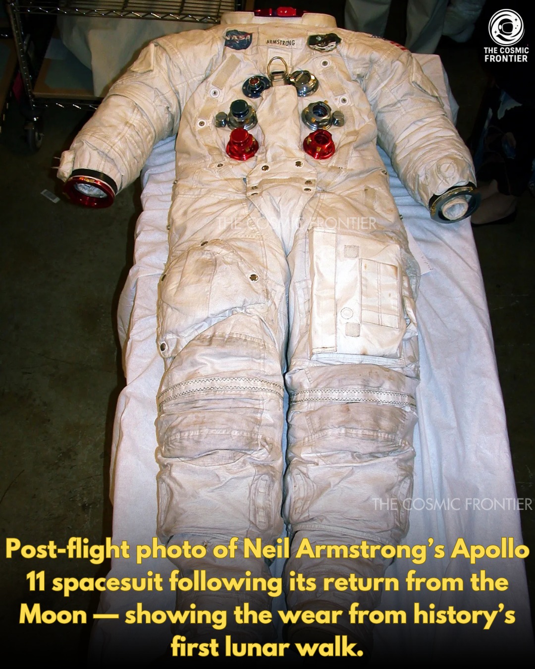 The Cosmic - This is the actual suit Neil Armstrong wore on the Moon ...
