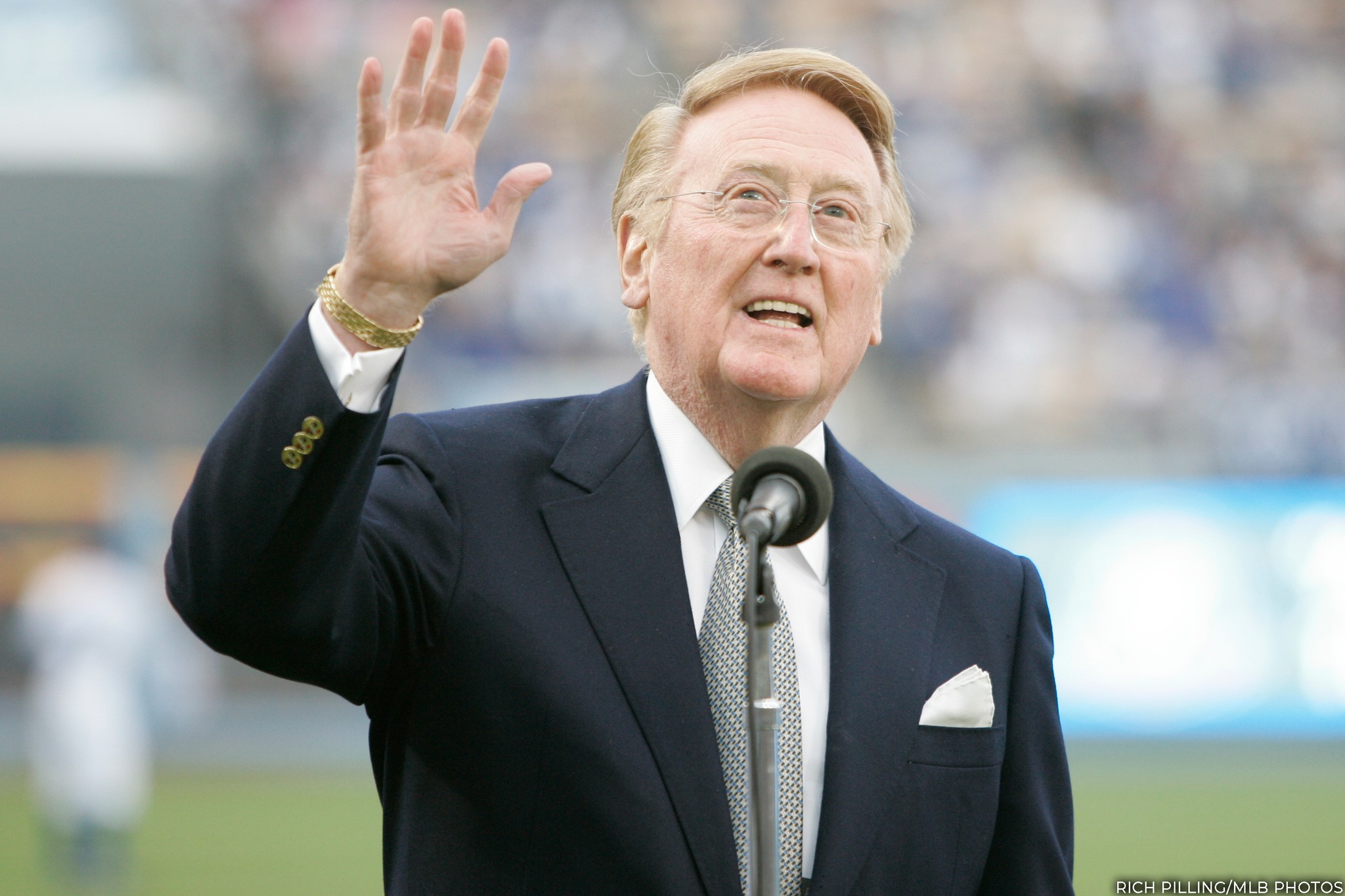 National - Vin Scully connected generations like few broadcasters ...