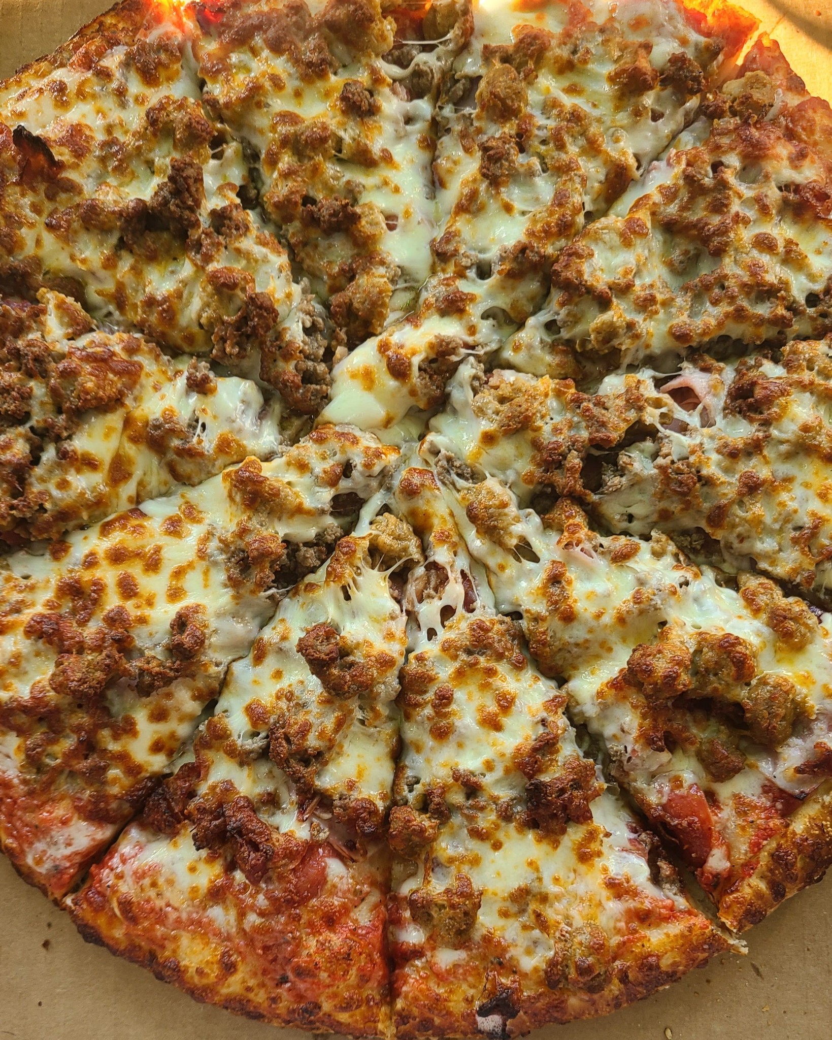 Joe and Reno's Pizzeria | Dearborn MI