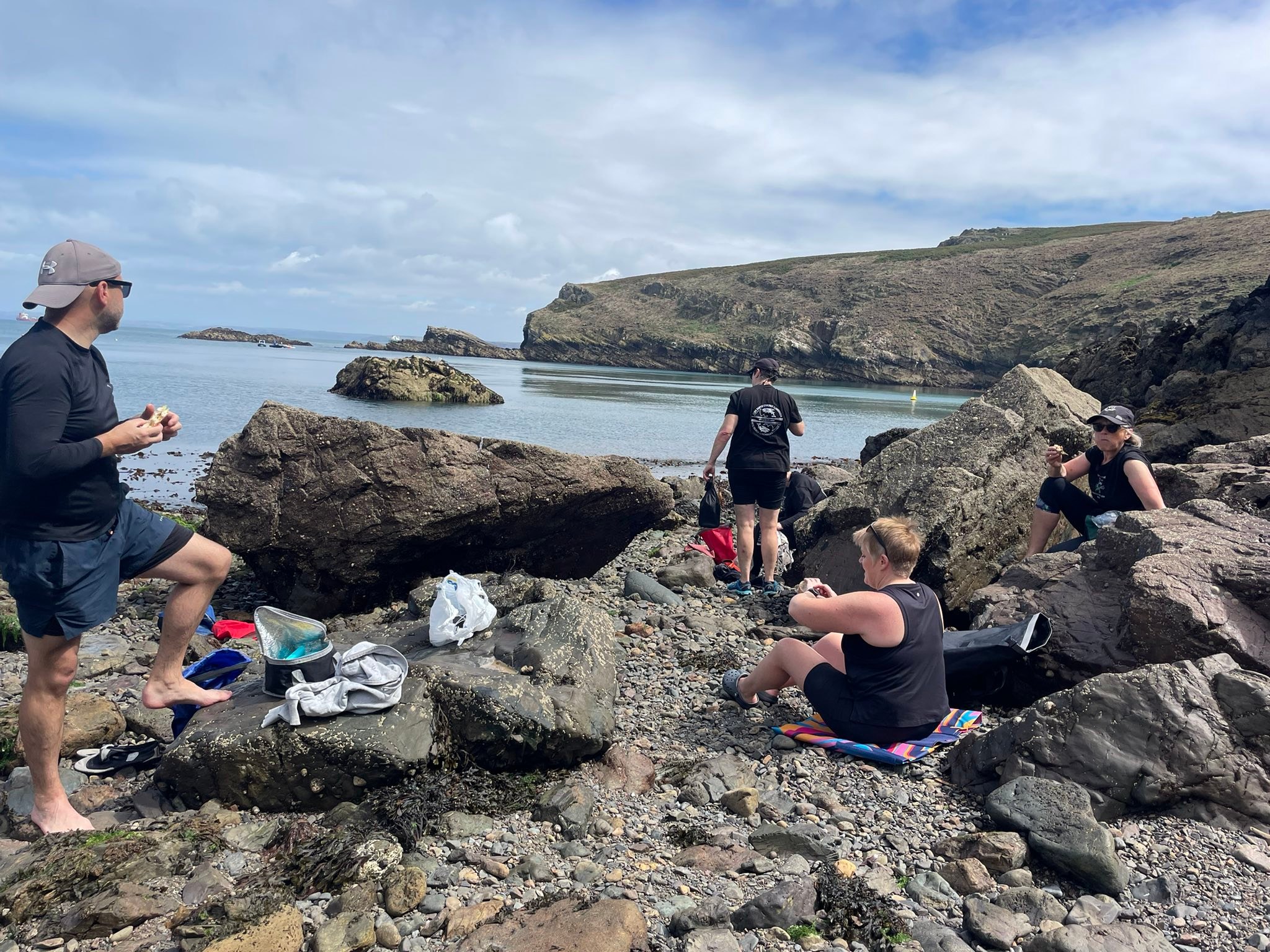 Clwb Rhwyfo Cymuned Llandudoch / St Dogmaels Community Rowing Club ...