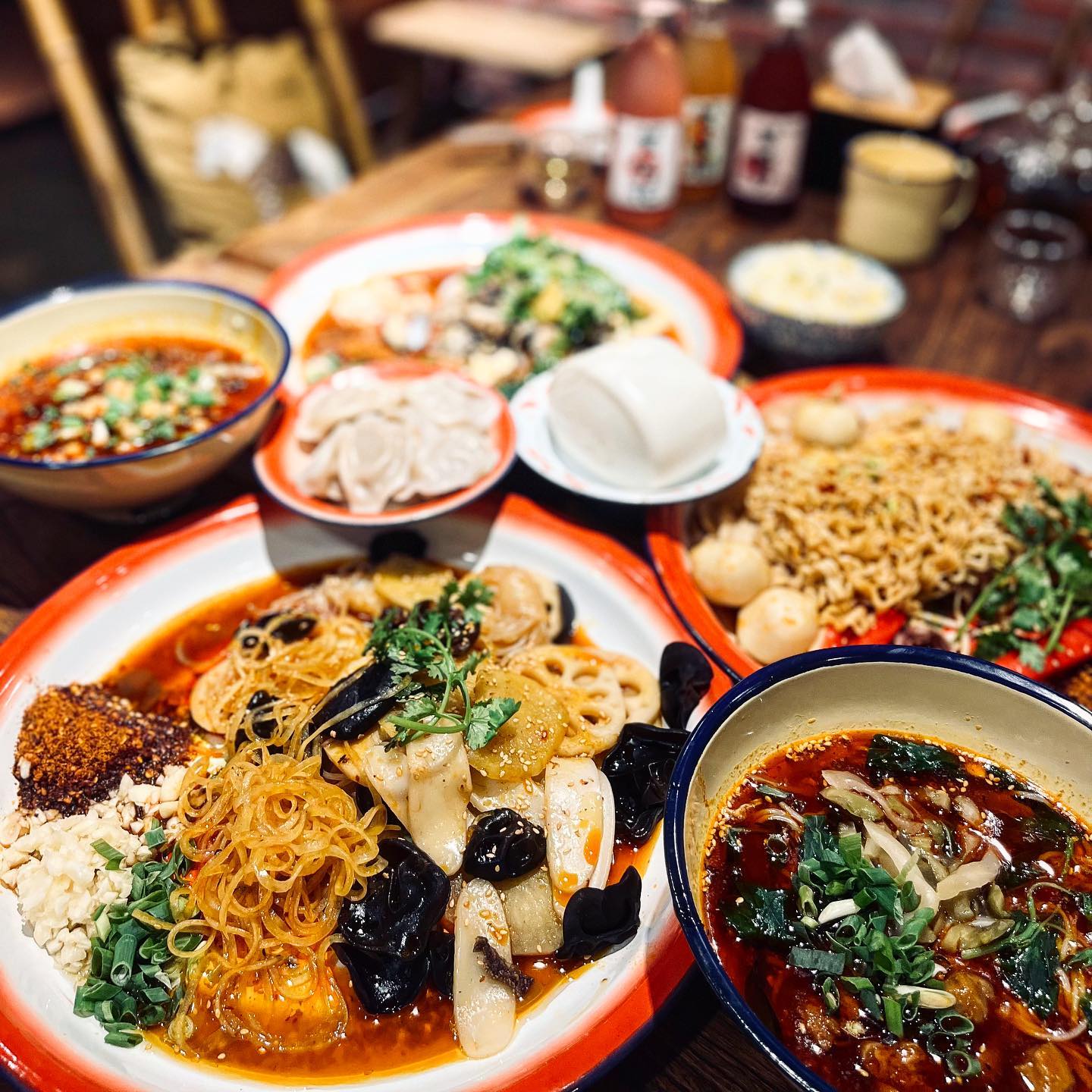 老街称盘麻辣烫 AlleyMalatang | Singapore Singapore