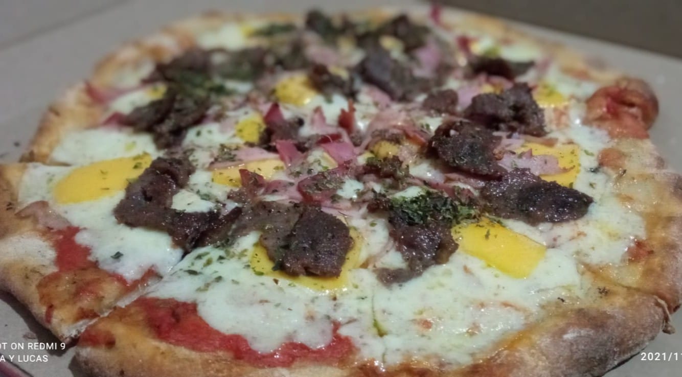 Pizzarella - ⚠️TOMANDO PEDIDOS!⚠️ 🍕🛵 NO TE QUEDES SIN TU... | Facebook