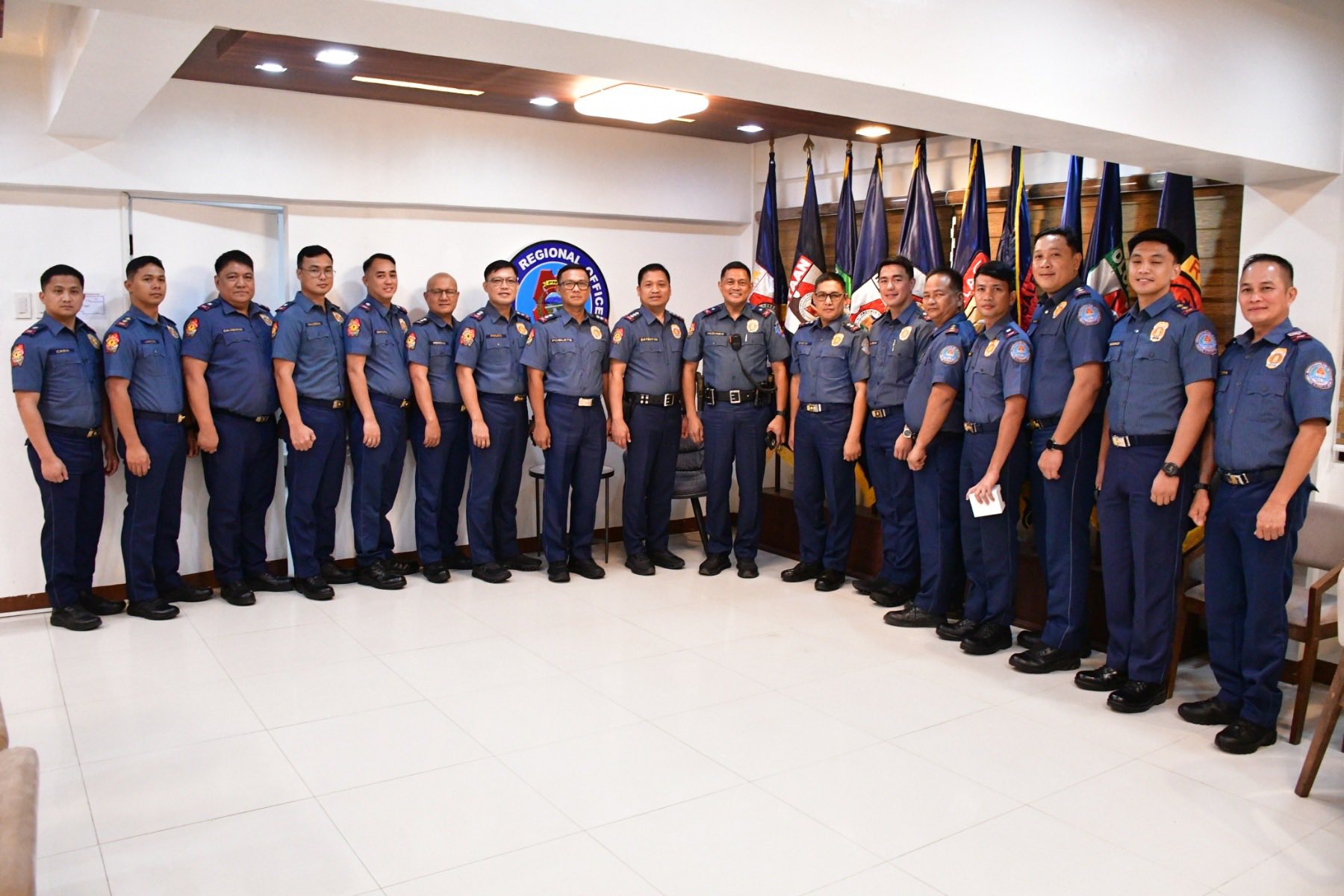 Police - CIDG RFU 3 PAYS COURTESY CALL TO FORMER CIDG OFFICER, NOW PRO3 ...