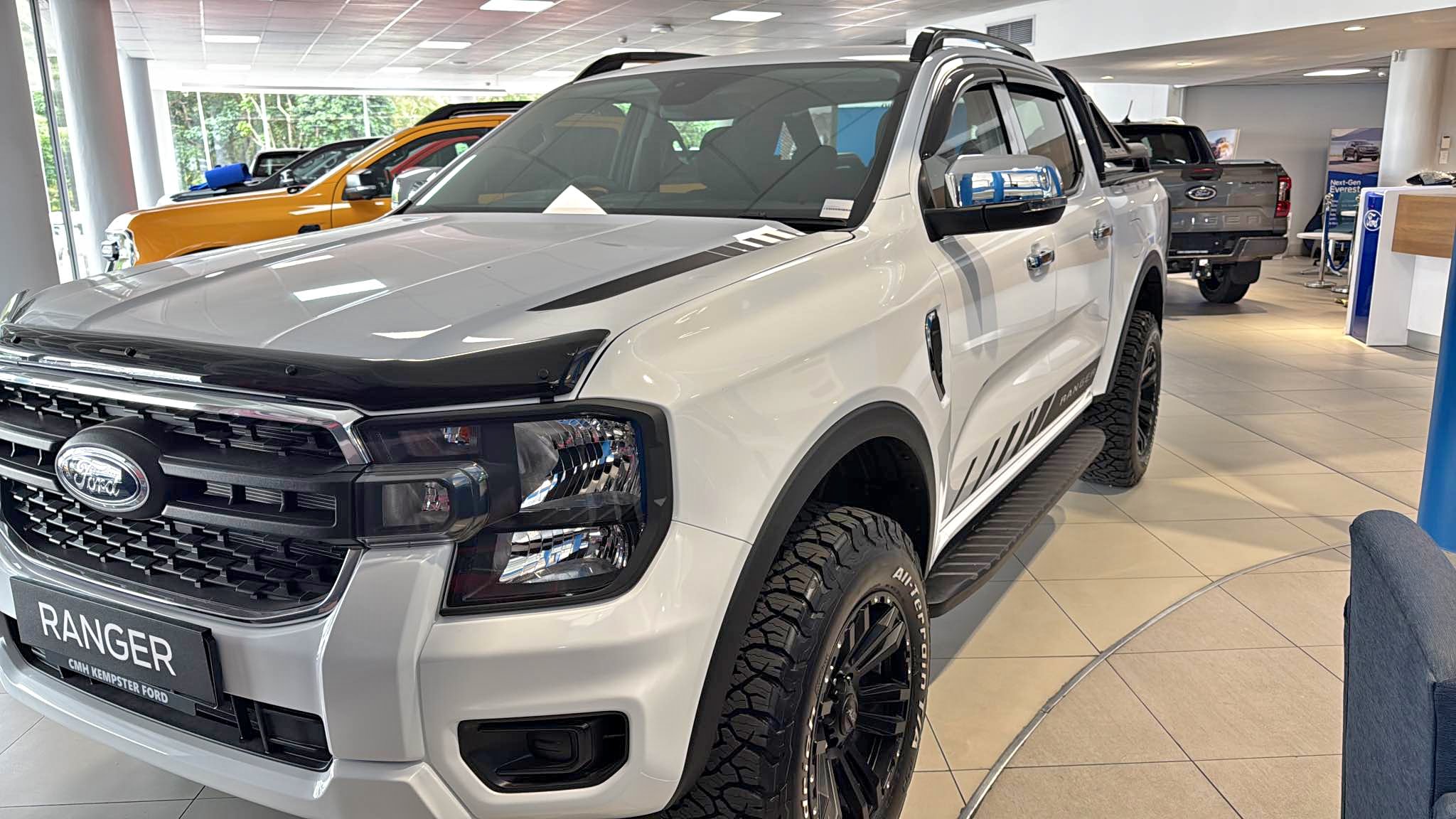 🔥 2025 Ford Ranger XL Demo — Rugged, Ready, and Loaded Only R639,990 🔥 ...