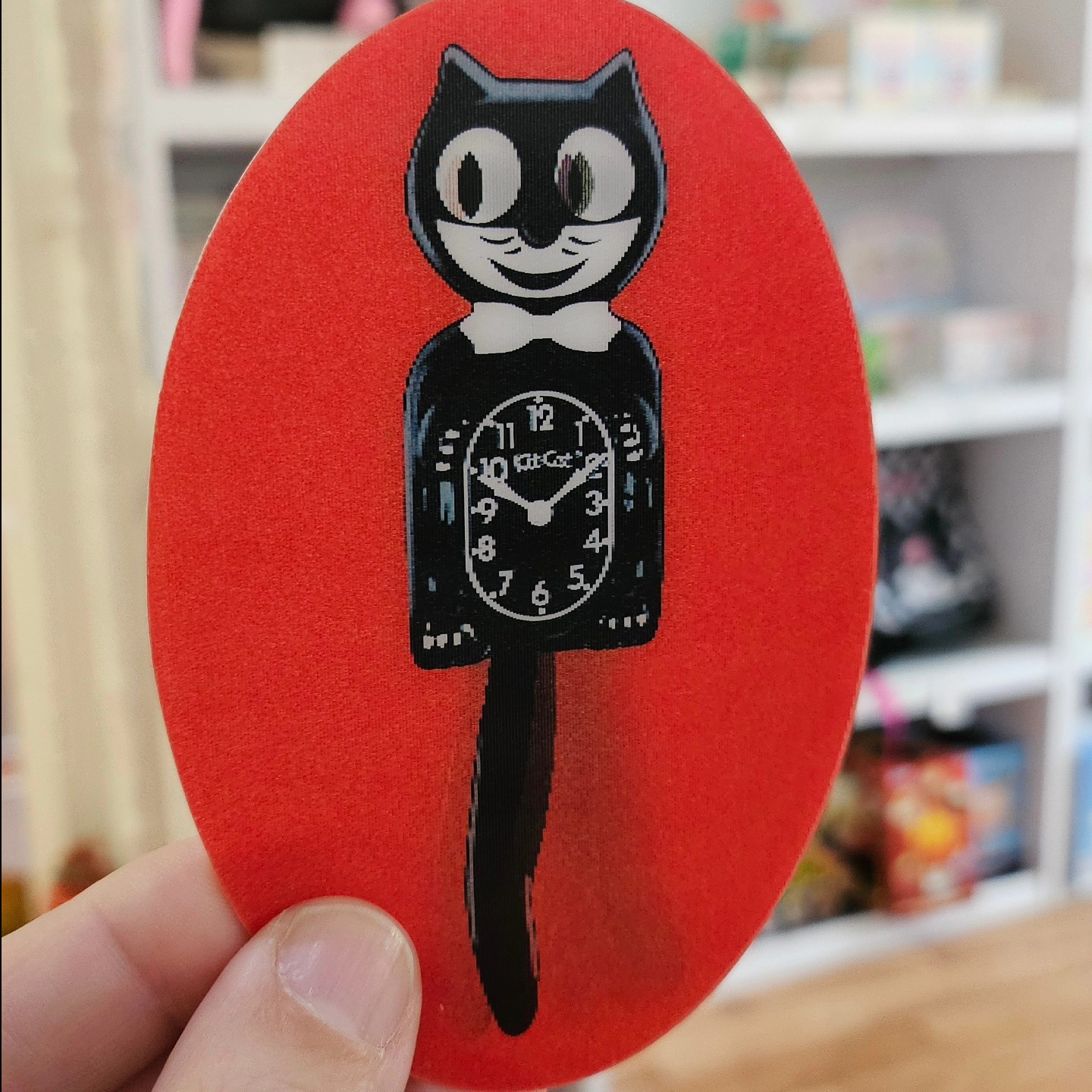 Have you seen our Pretty Kitty clock? If not, here's a closer look