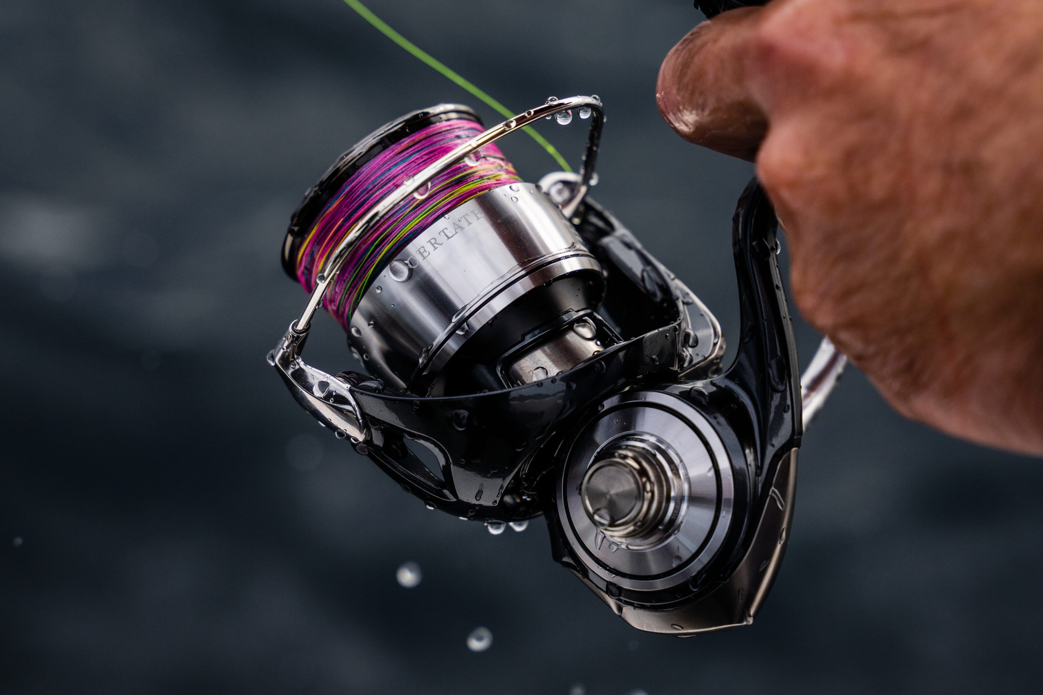 Daiwa CERTATE HYPER CUSTOM 3012H I E 香保県機機物理理 ၉ Pramay