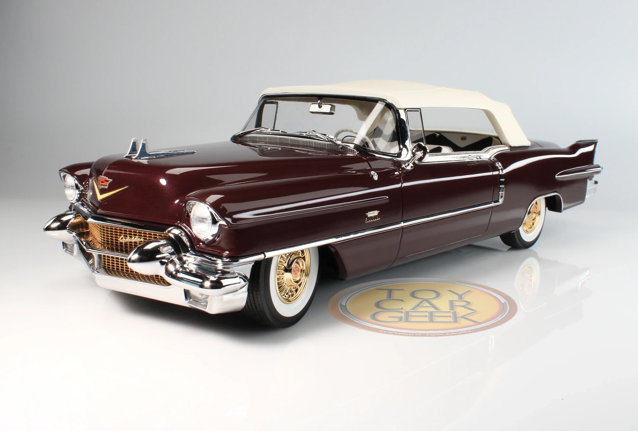 The gorgeous 1956 Cadillac Eldorado Biarritz Convertible in 1:18