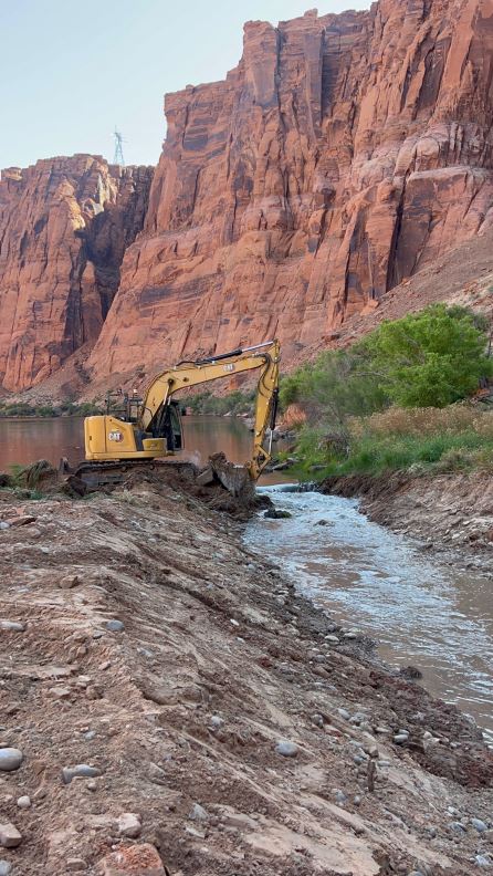 Glen Canyon National Recreation Area - Due to low water levels the main ...