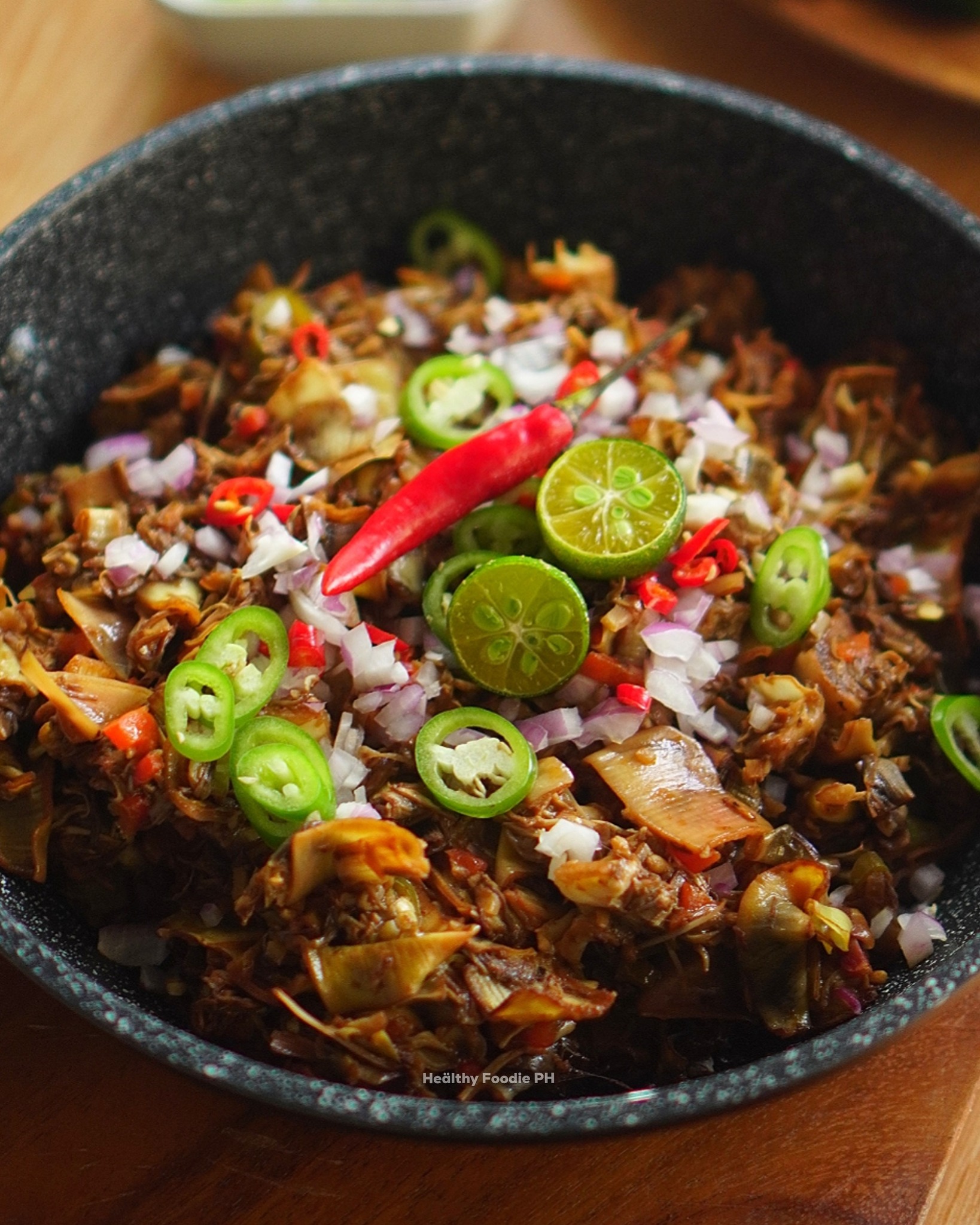 Healthy - Sisig Puso ng Saging ⬇️ Ingredients: 2 banana flower/ banana ...