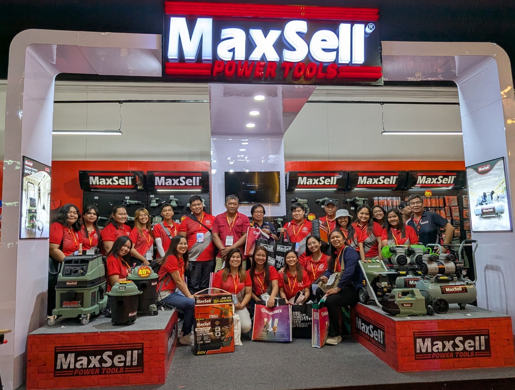 MaxSell Powertools - BIG VISIT: Balderas Philippines drops by the ...