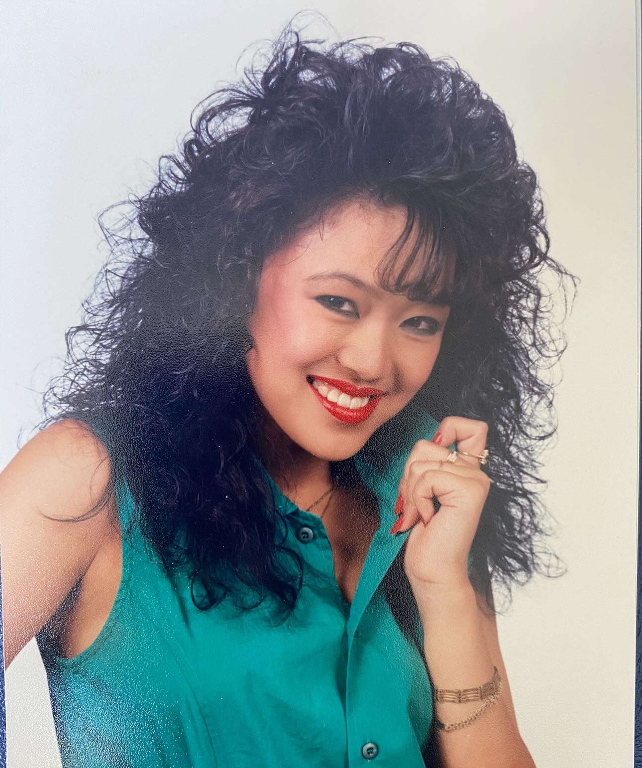 Mally Roncal - A little afternoon 80’s delight for you... | Facebook
