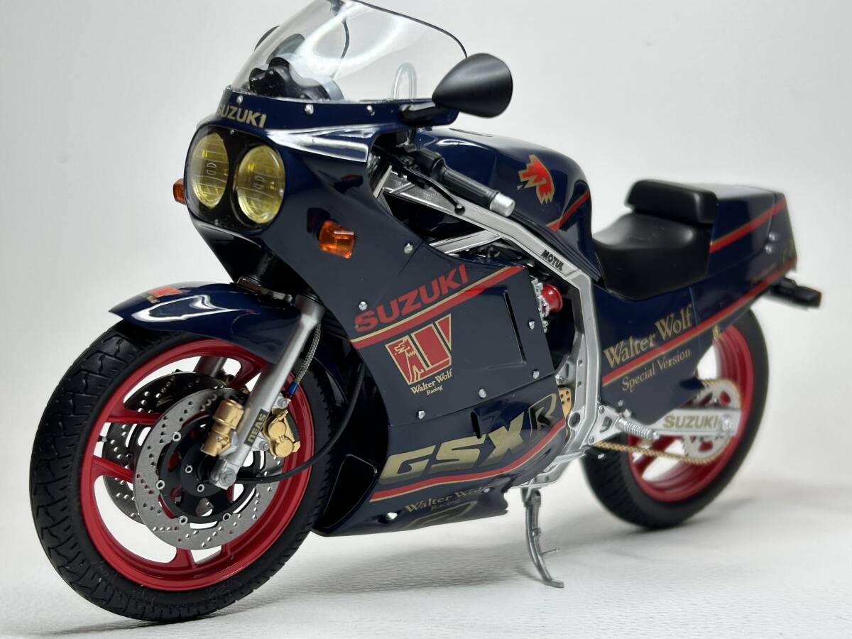 SUZUKI Walter Wolf カウル ブラック Suzuki Walter Wolf Racing (@SuzukiWalterWolfRacing) • Facebook
