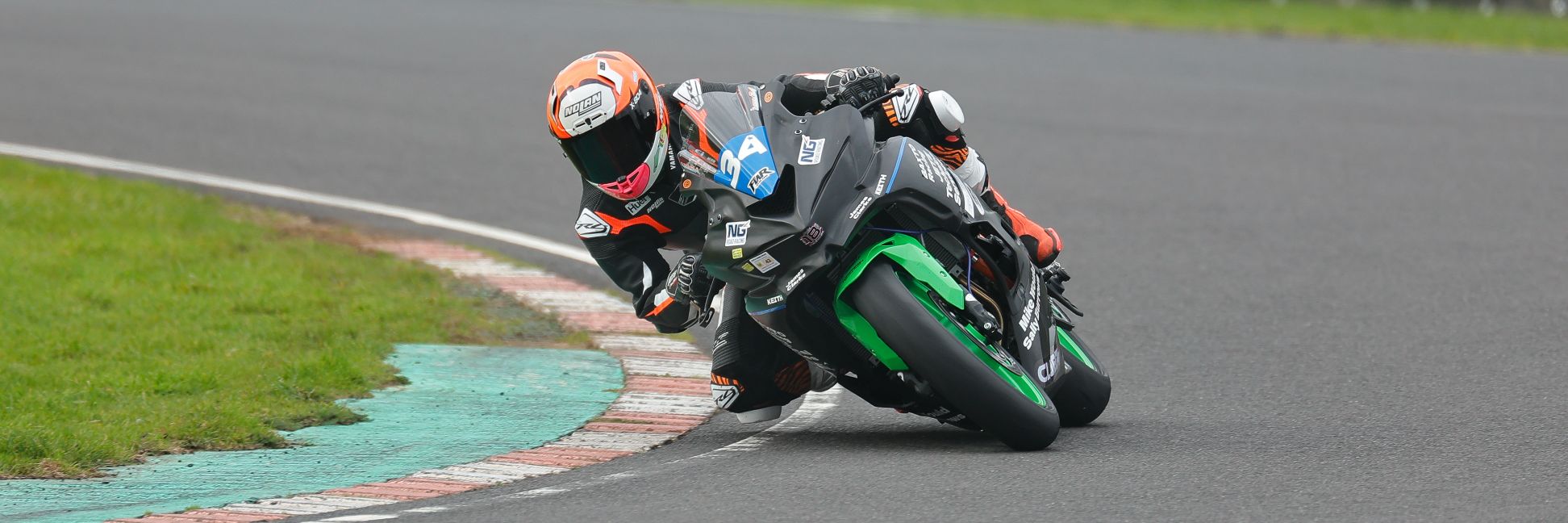 Make 2026 the year you experience the exhilaration of the Ninja ZX-4RR