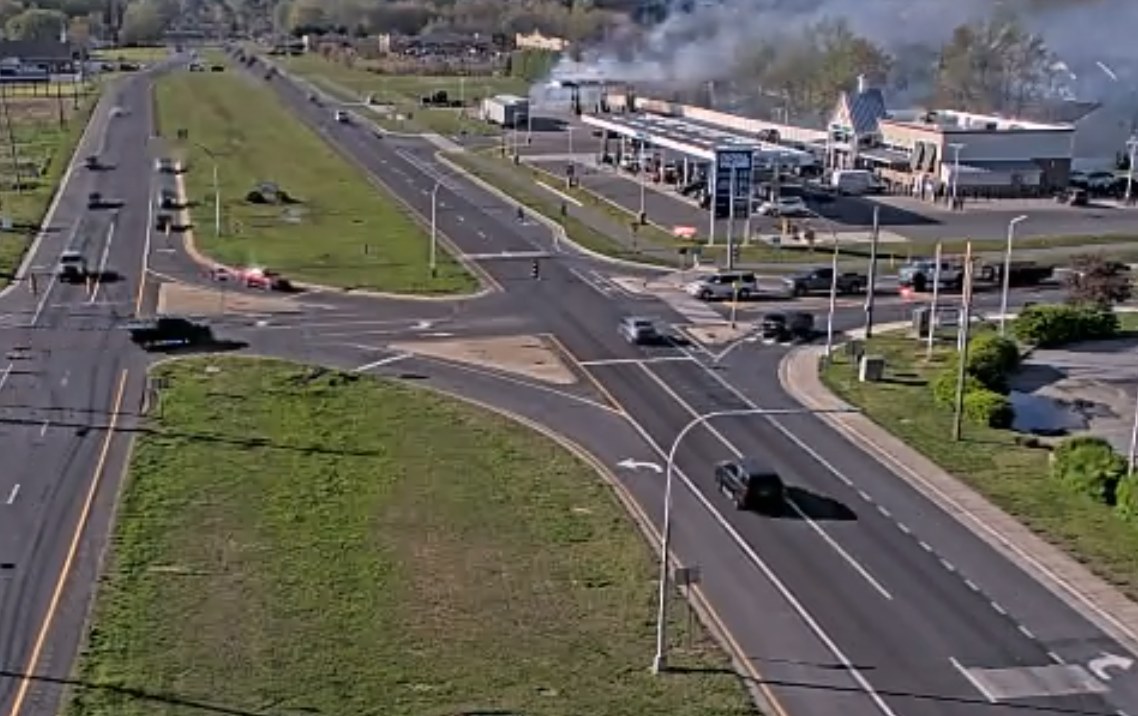 Shore - 17:16 Sussex - Dagsboro Vehicle Fire 32335 Dupont Blvd - Royal ...