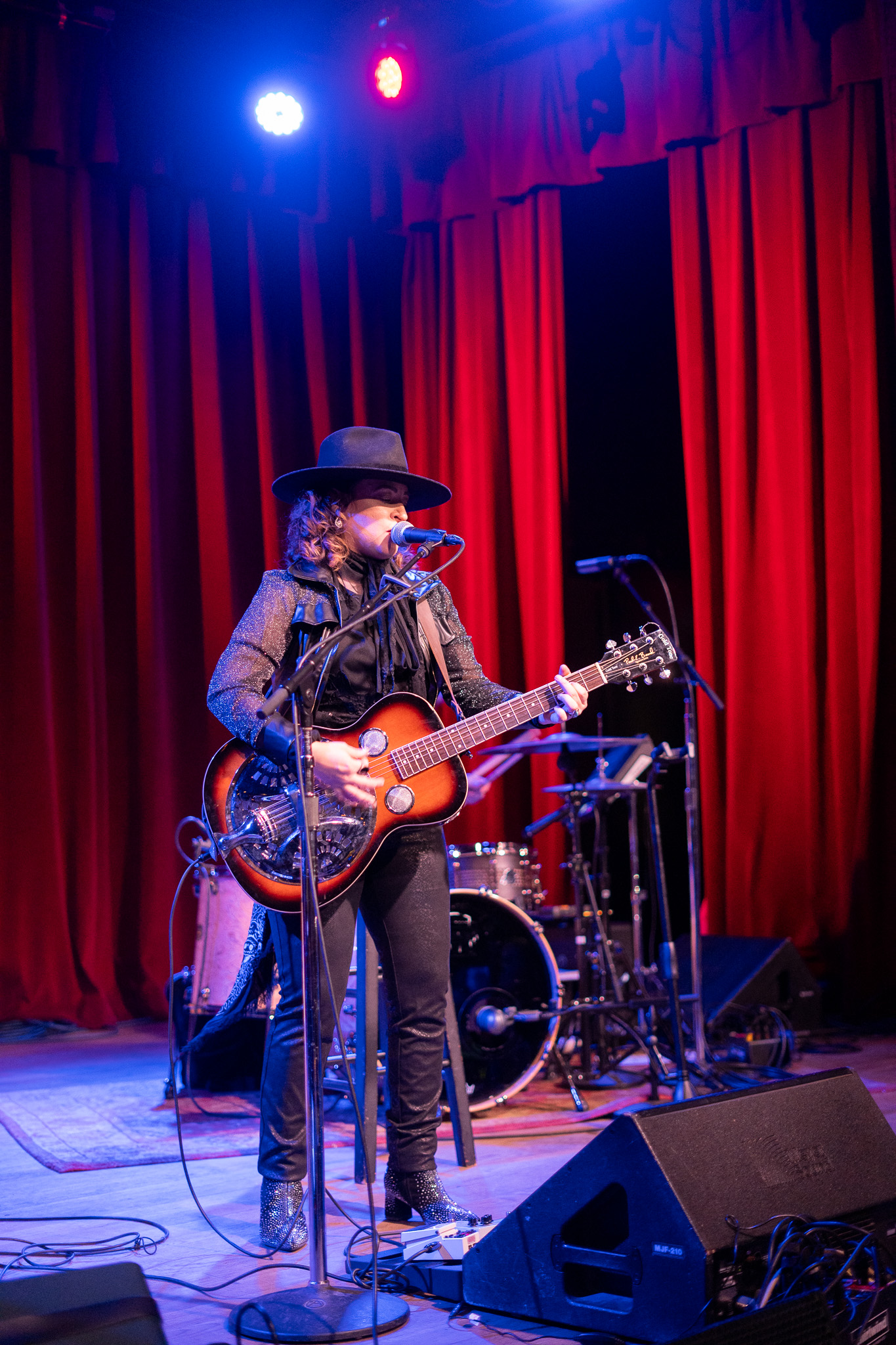 Jordan Rainer - Love my Gold Tone resonator guitar so much! I’ve never ...