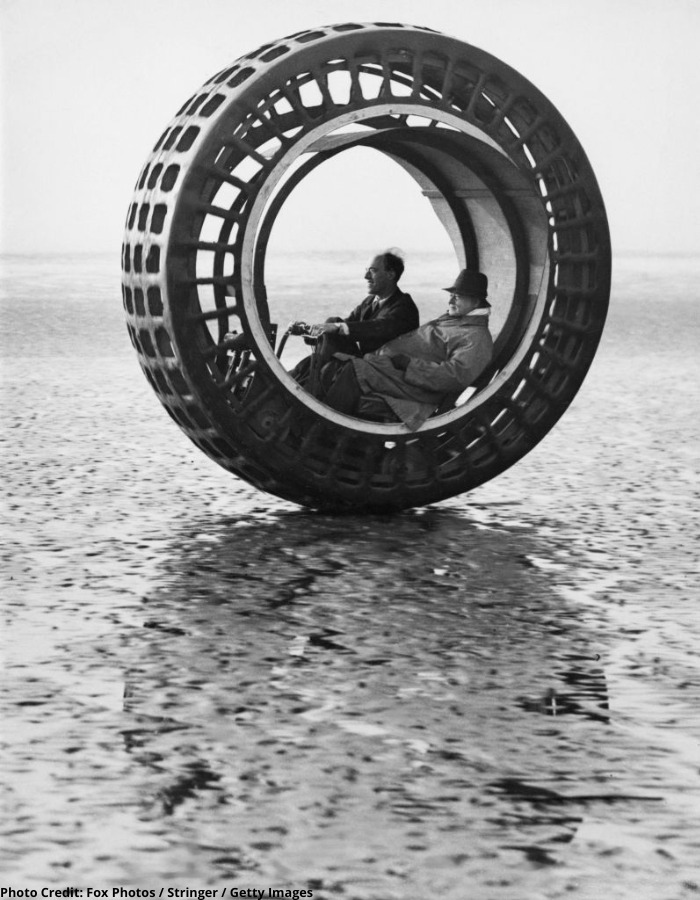 Historic - The Dynasphere was a monowheel vehicle created in the 1930s ...