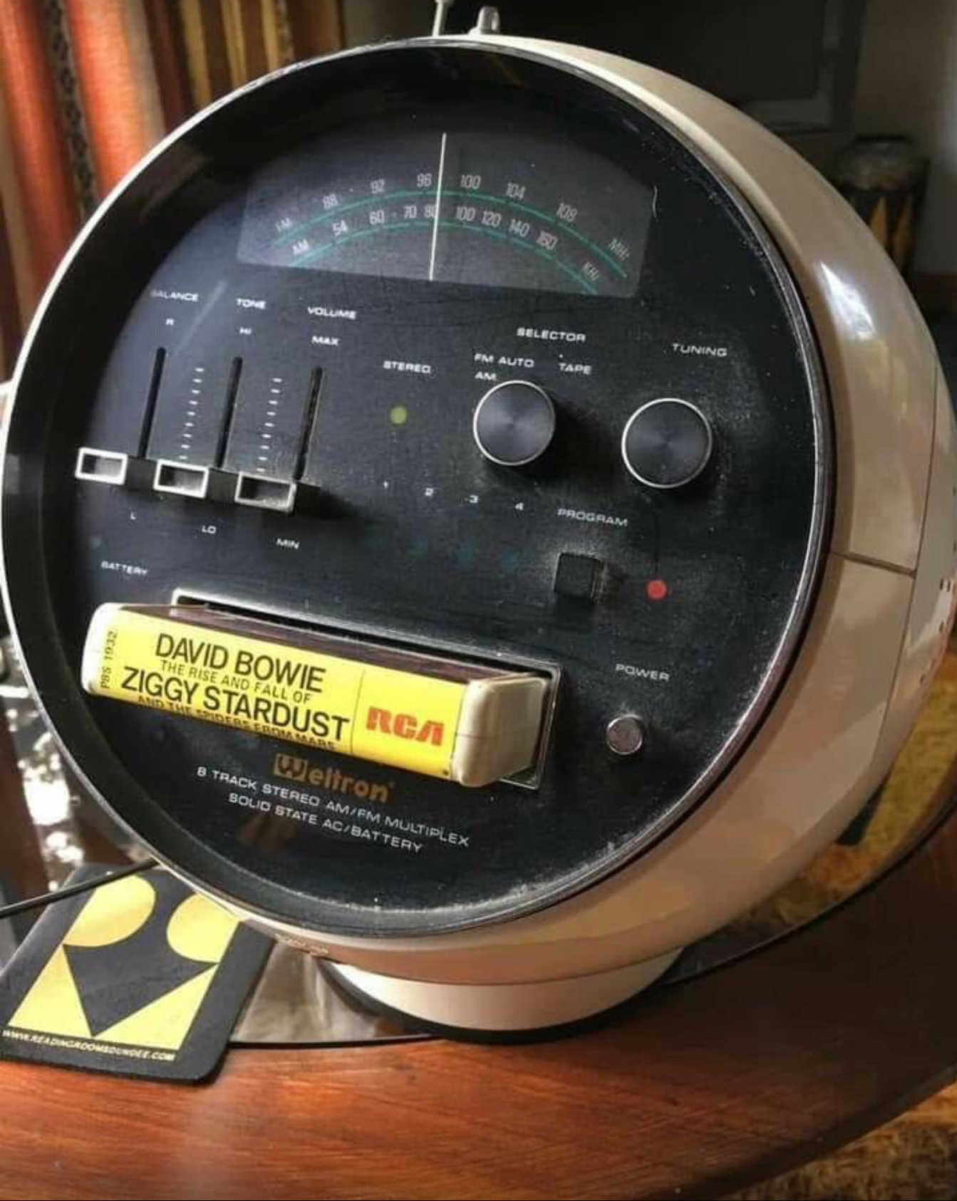 Weltron 8-Track Stereo AM/FM Solid State Multiflex