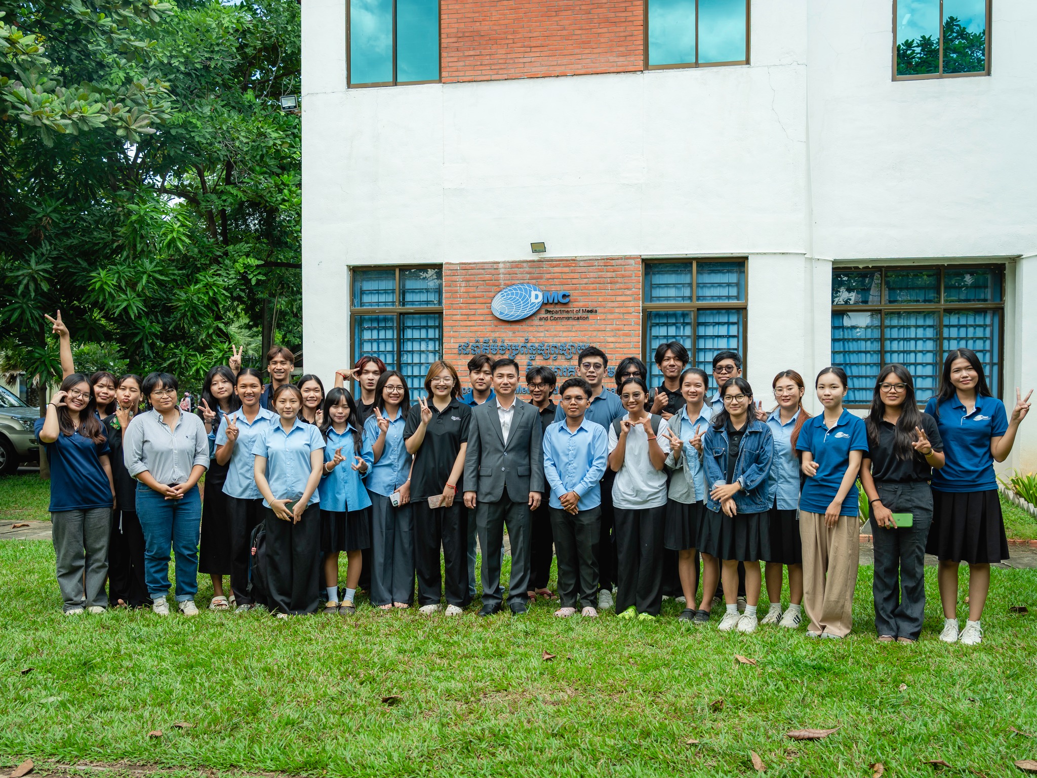 DMC - Department of Media and Communication - Dear High school students ...