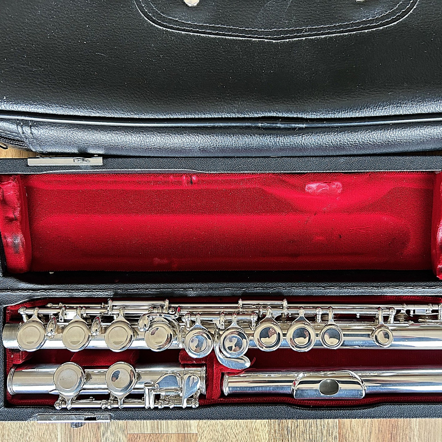 Is this a real Pearl 501 flute?