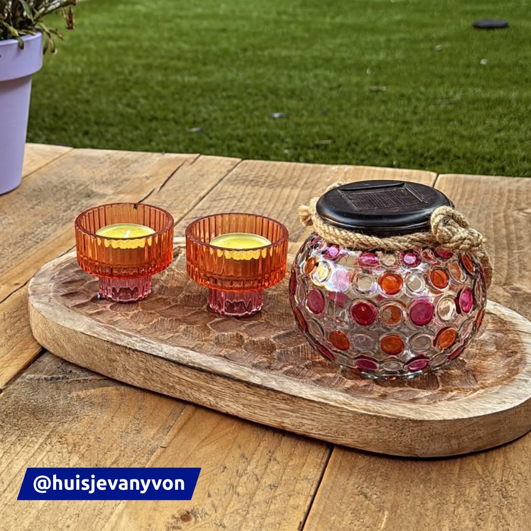 Sommer bei euch 🌞 Mit unseren fröhlichen Accessoires ist jeder Tisch bereit fürs Sommerfest! Schau dir unsere Sommerartikel an: https://go.action.com/80 Dinnerkerzen- und Teelichthalter 0,99€ Harm