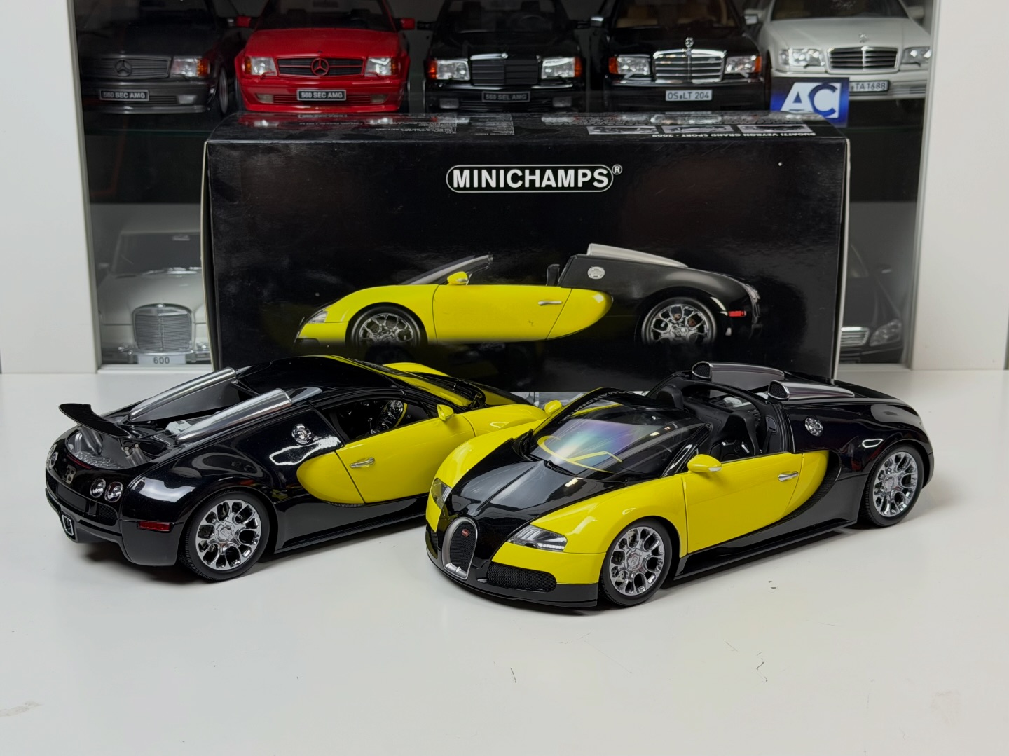 ミニカー MINICHAMPS Bugatti Veyron Grand Sport Bugatti Veyron Grand Sport (2009) by Minichamps 1:18 scale