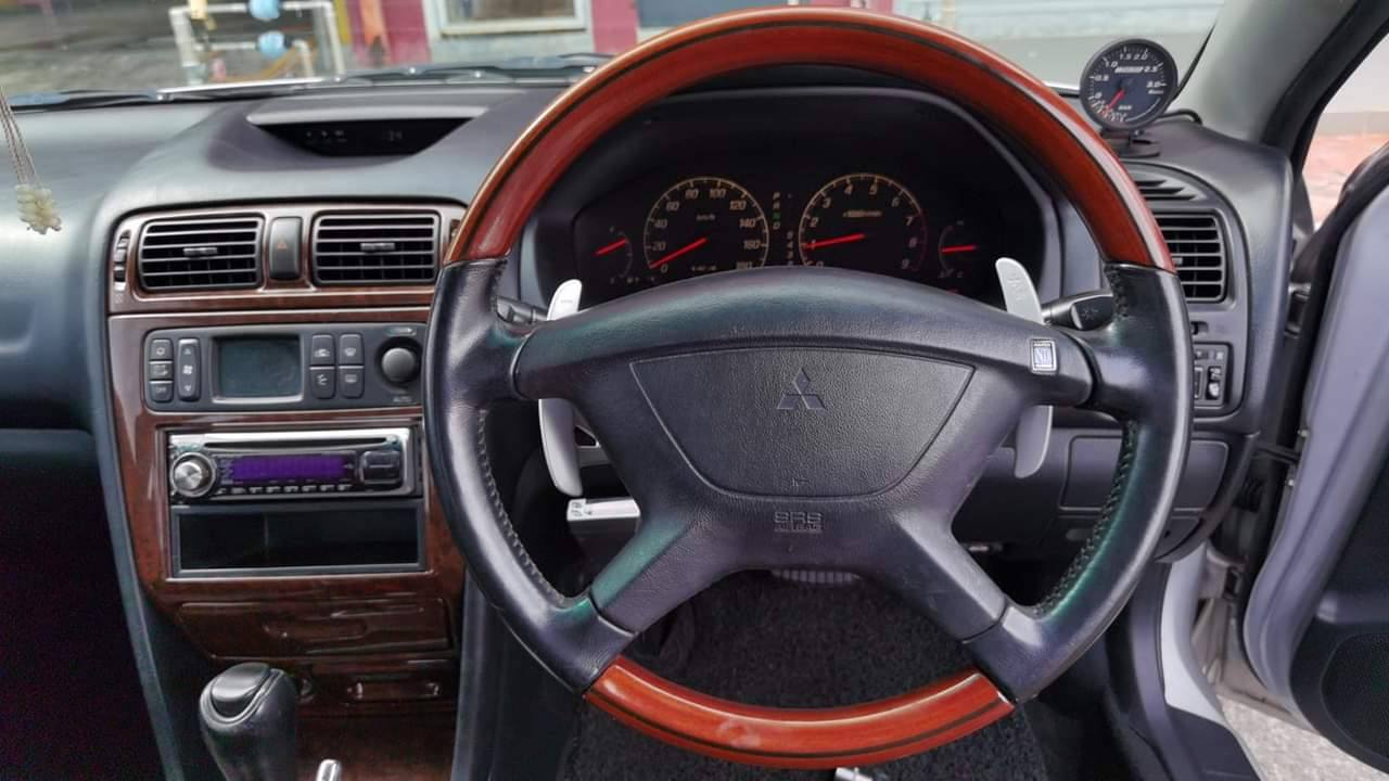Mitsubishi Galant VR-4