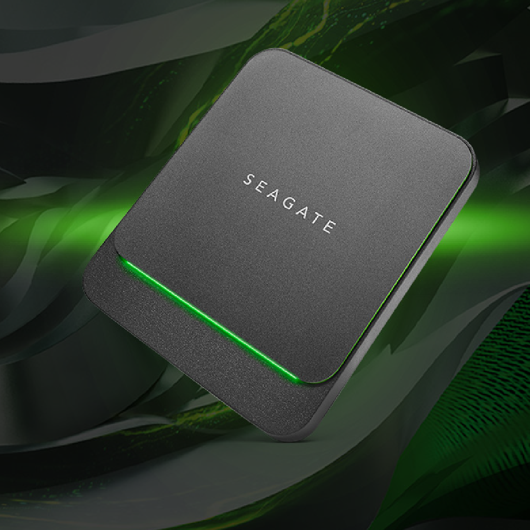 Seagate - It earned the name BarraCuda Fast SSD.⚡️ 🦈 With speeds of up ...