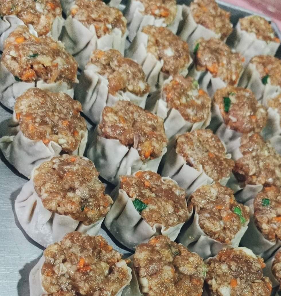 SIO- YUMMY - SIO-YUMMY PREMIUM SIOMAI by LEIA C actually...