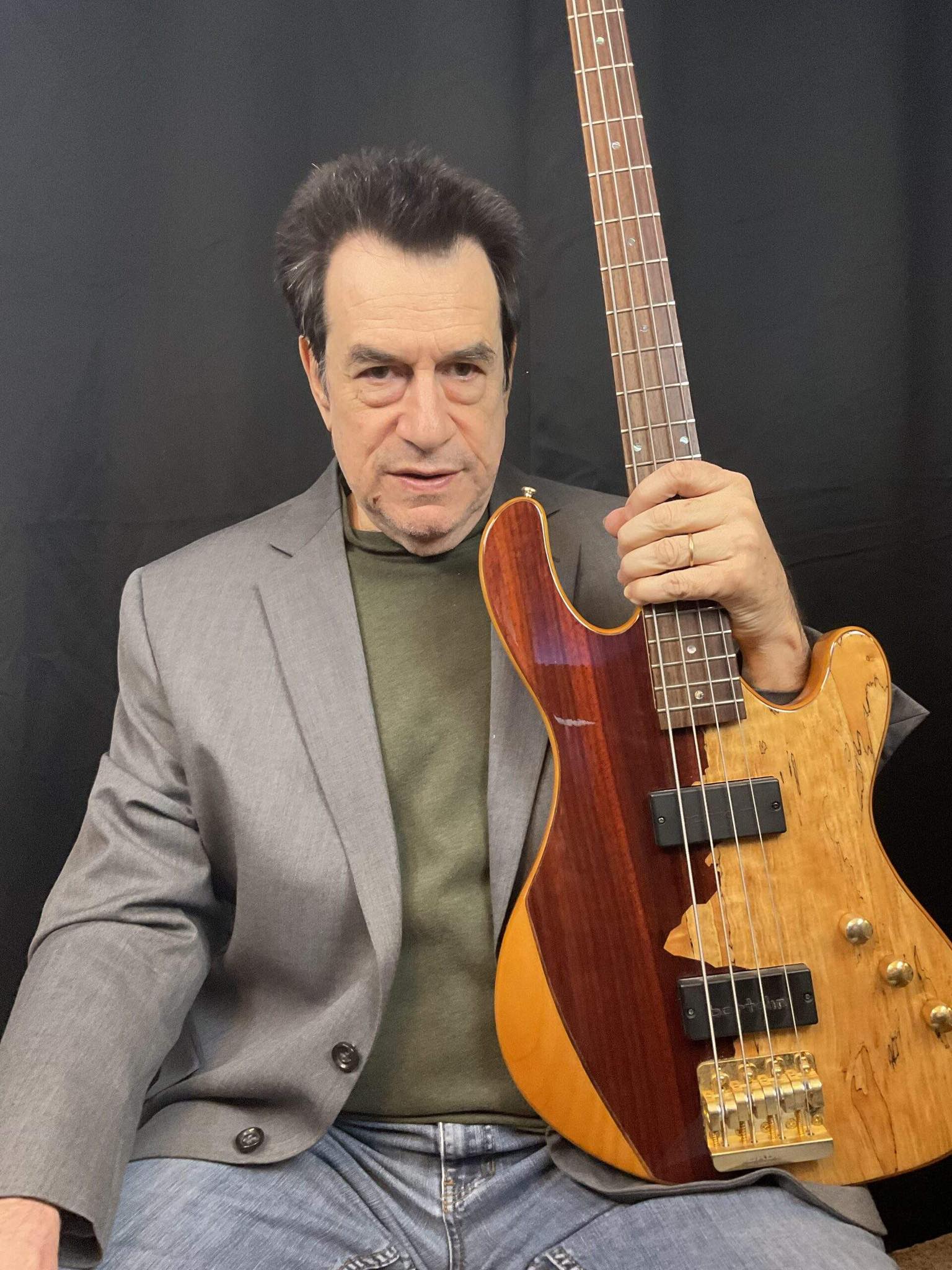 Jeff Berlin, jazz fusion bassist and composer
