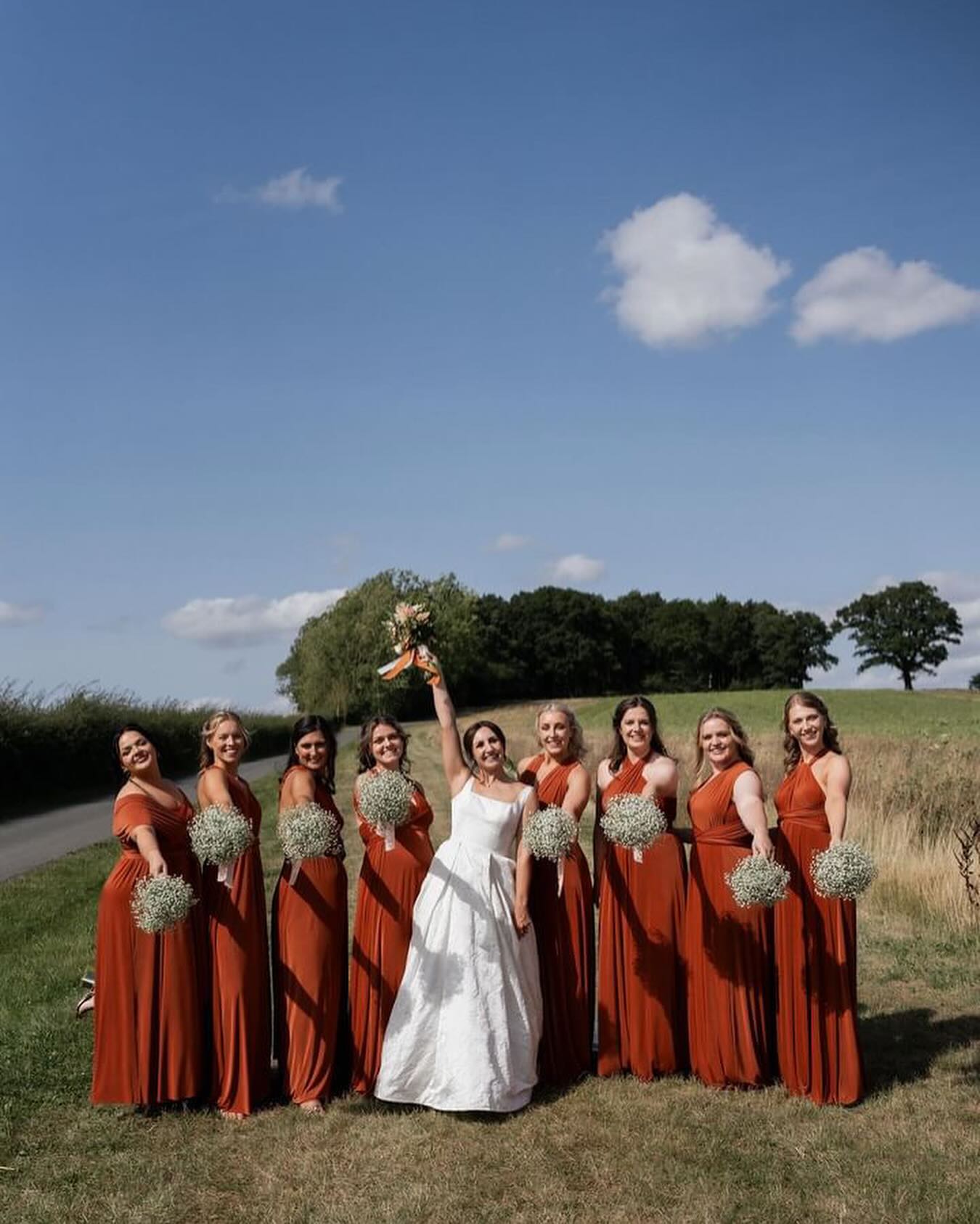 teal and burnt orange bridesmaid dresses CLASSIC 🧡 Congratulations to the beautiful Francesca on her wedding day. I hope you had a wonderful day. Loving the way the bridesmaids have styled the dresses. They all look Drop Length:21