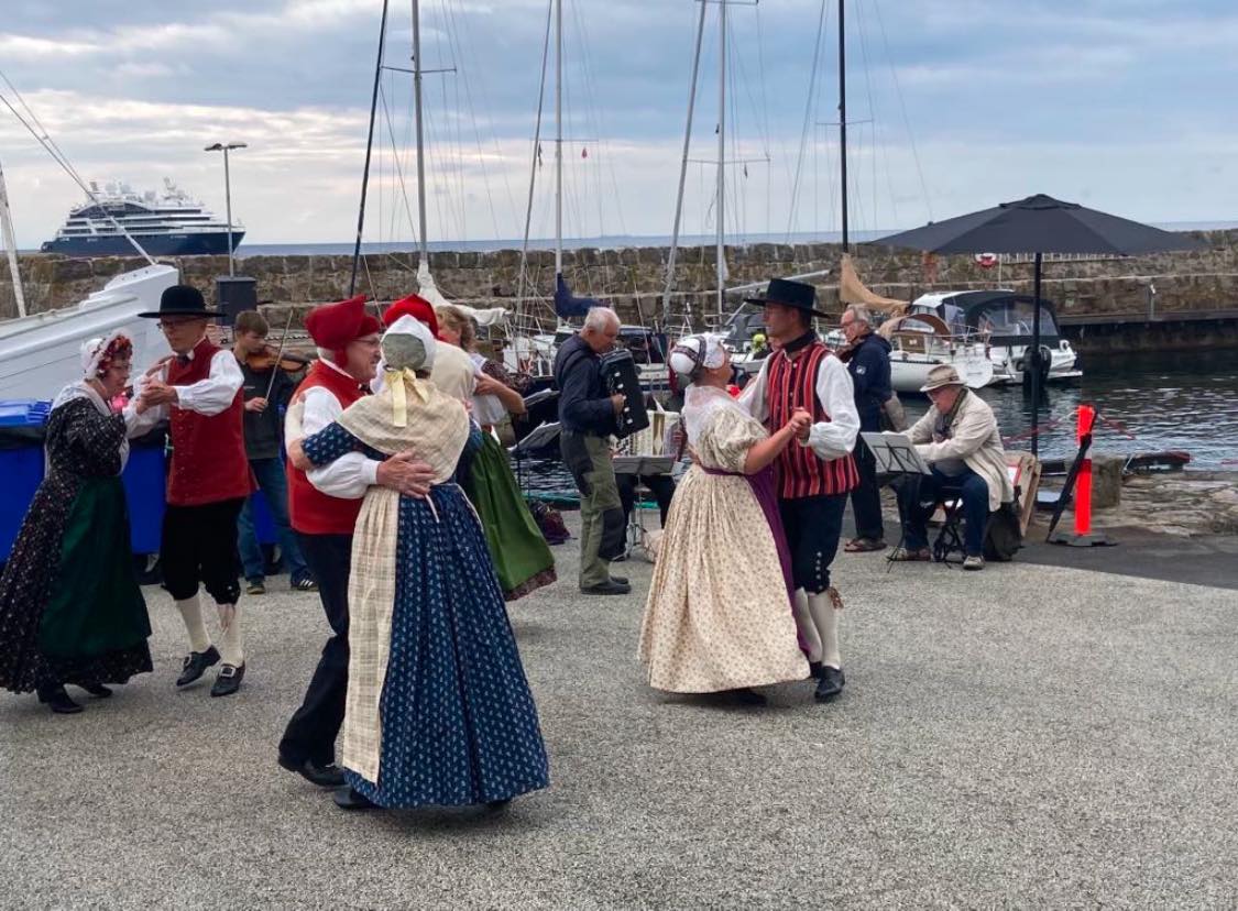 Bornholms folkedansere & spillemænd | Rønne