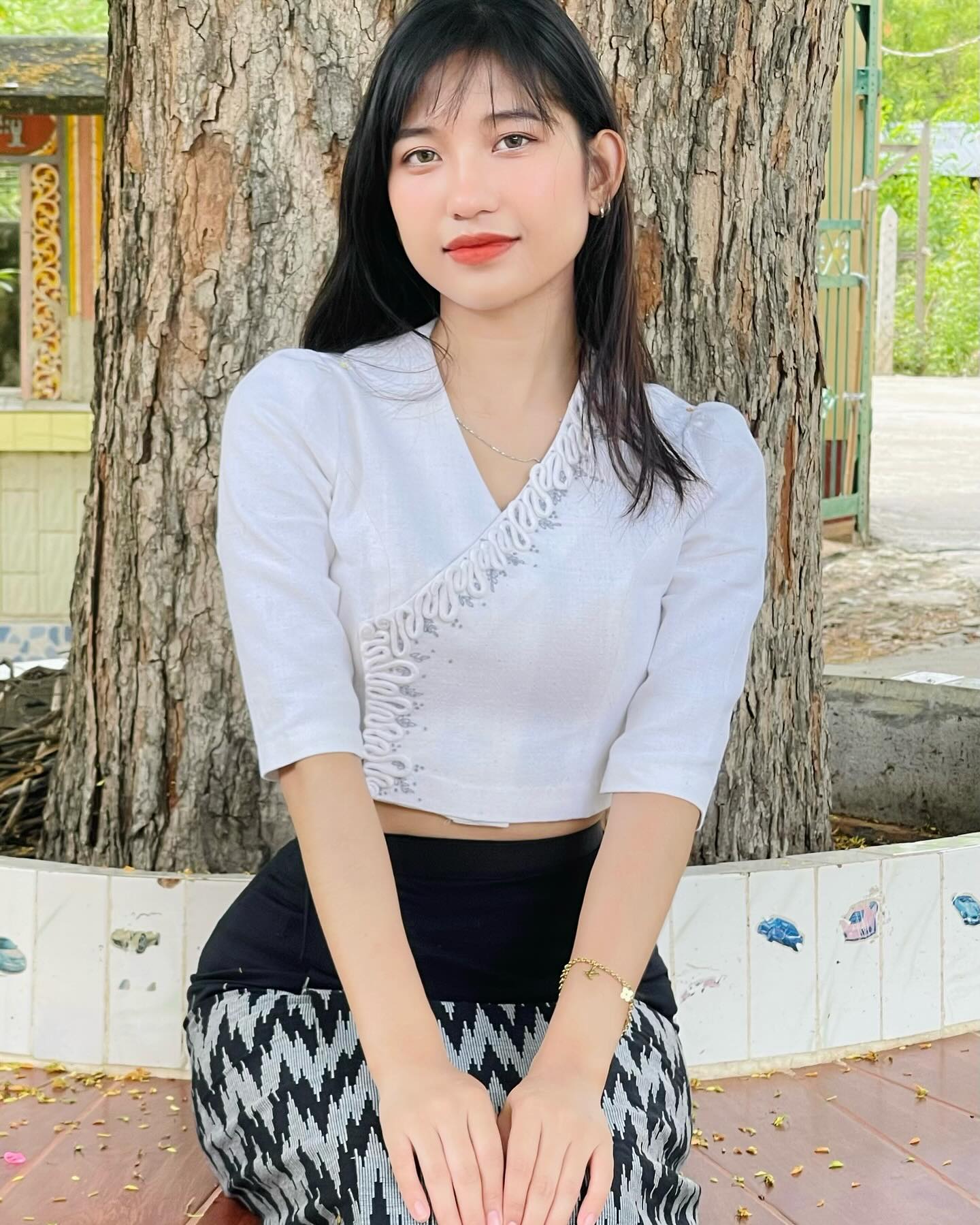 Seint Sandar Win