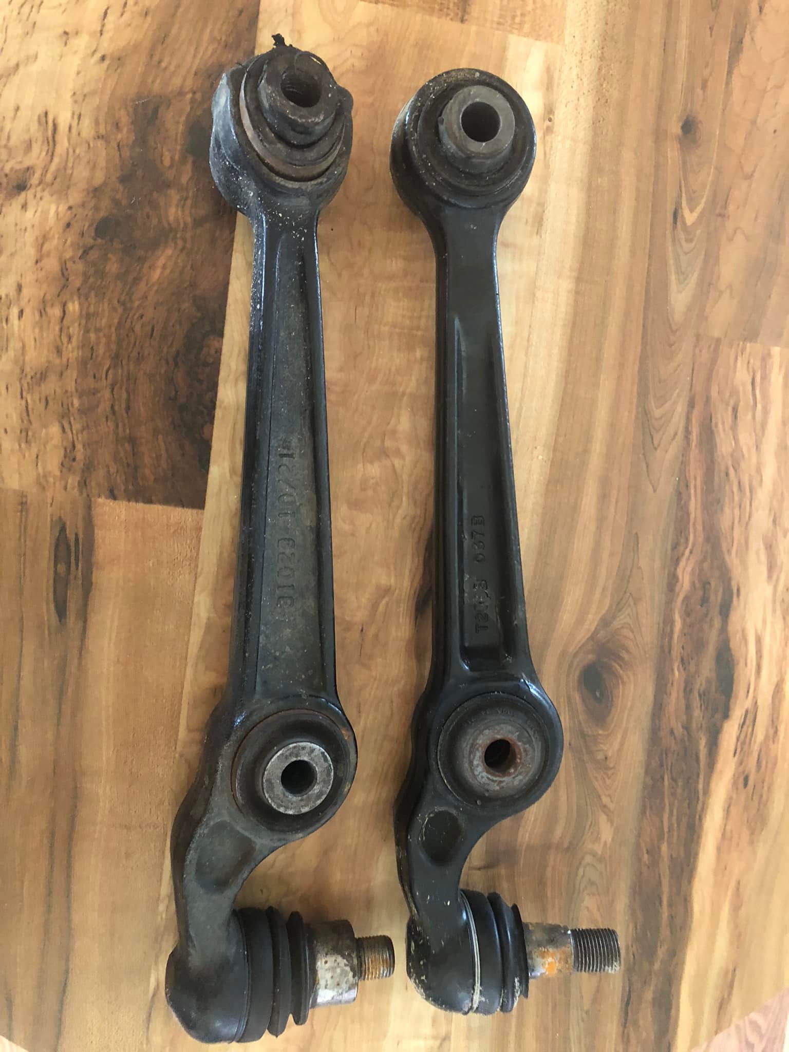 FORD EDGE Front Lower Left And Right Ball Joint