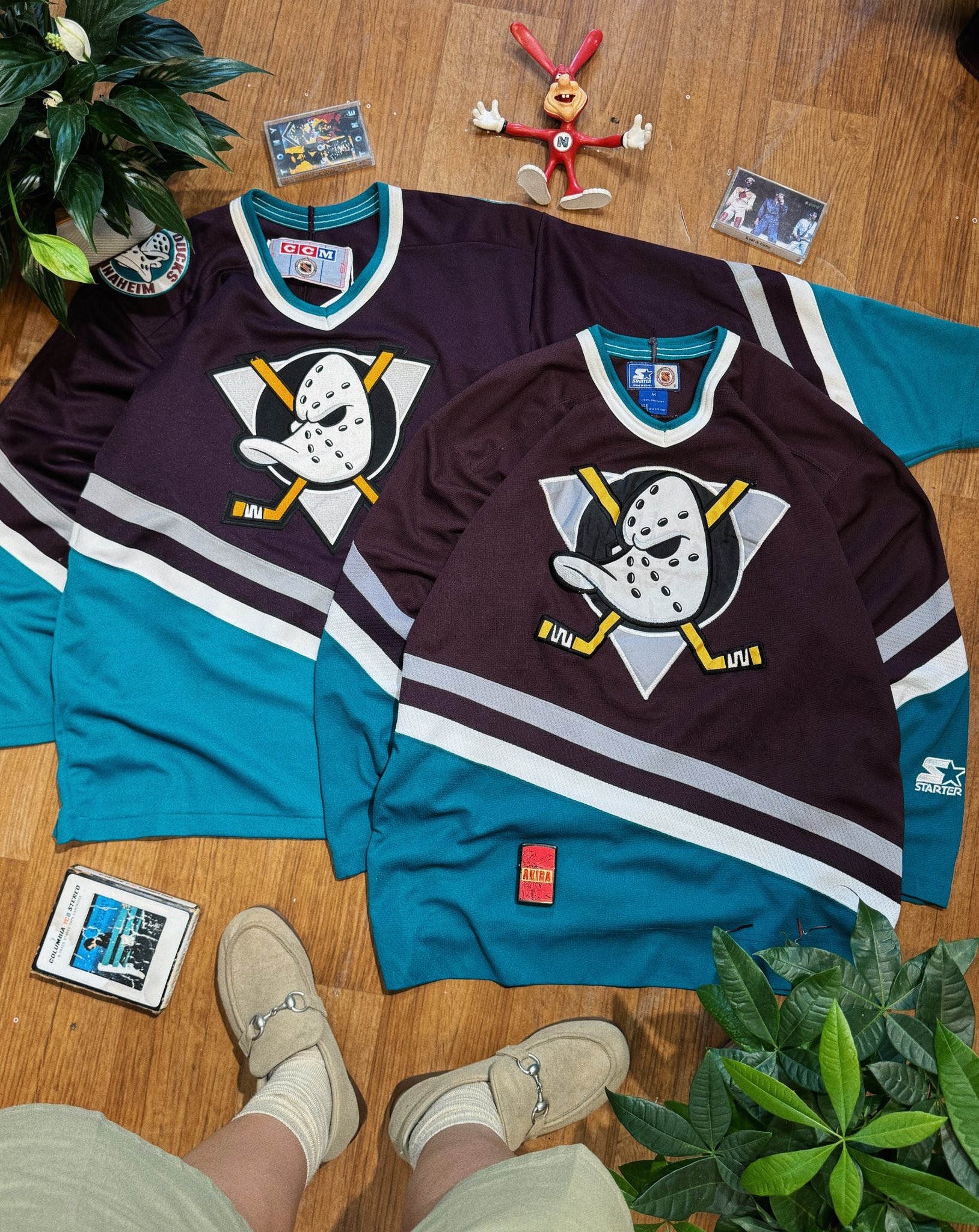 Vintage Starter Mighty Ducks Anaheim Jerseys ? Both fit L ✔️