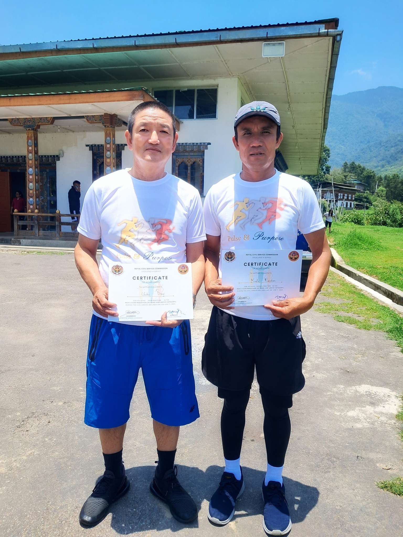 Jigme Singye... - Jigme Singye Wangchuck National Park