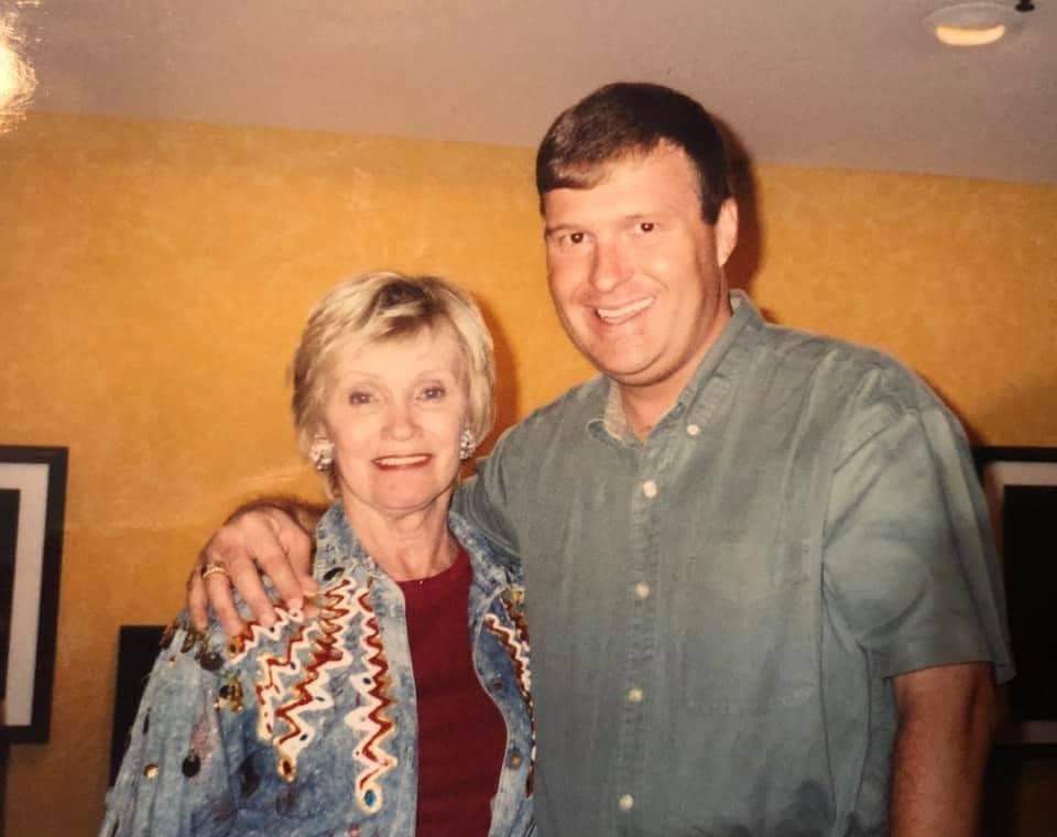 Hee Haw Legend Roni Stoneman has... - KNEL 95.3 FM/1490AM | Facebook