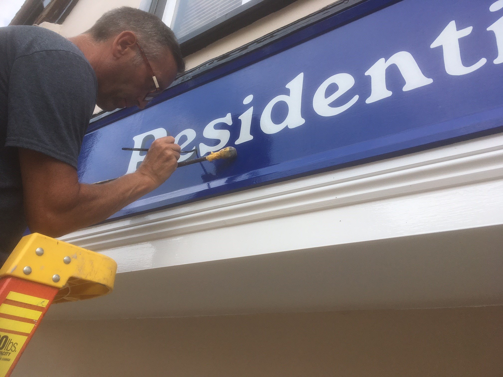 Butler d Signs