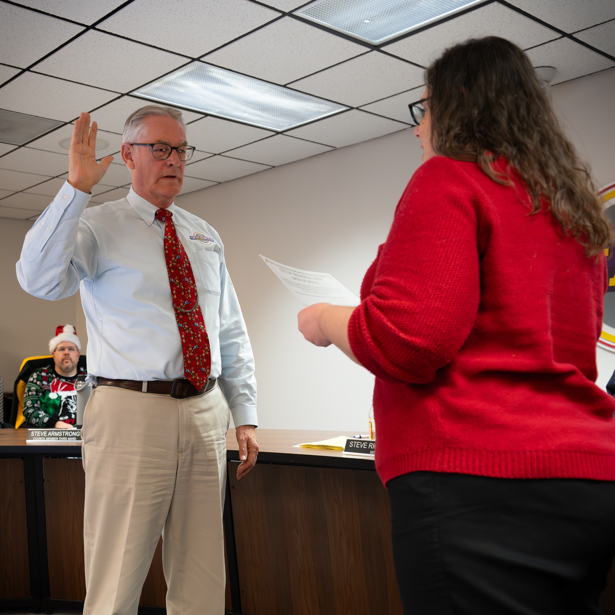City - Indianola Mayor Steve Richardson is sworn into office on Monday ...