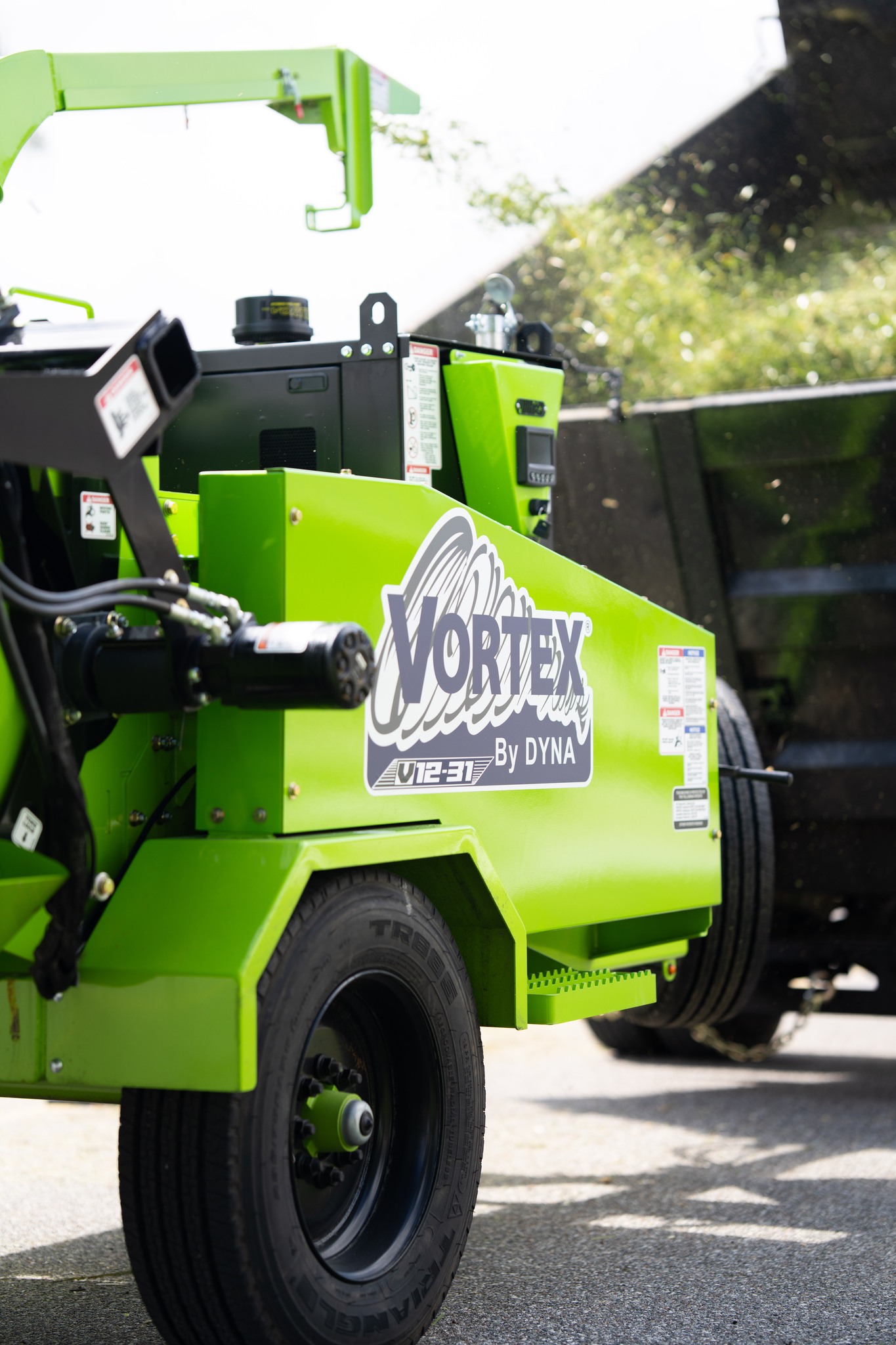 DYNA - Palm fronds don’t have to be a headache. With the Vortex chipper ...