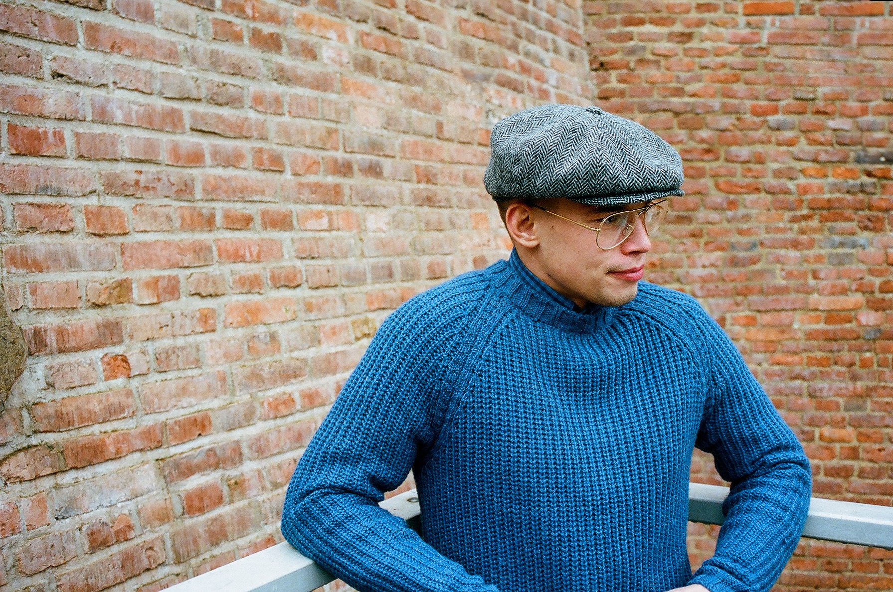 The timeless Peaky Blinders style! 🧢 Crafted from genuine Harris