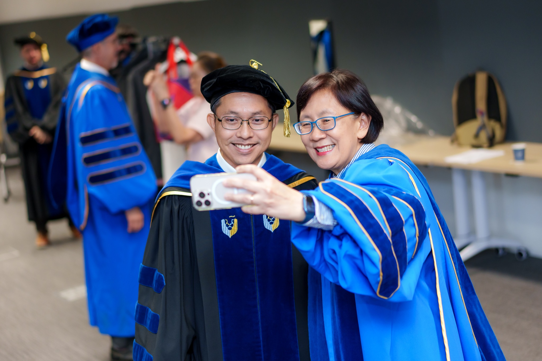 Singapore Management... - Singapore Management University