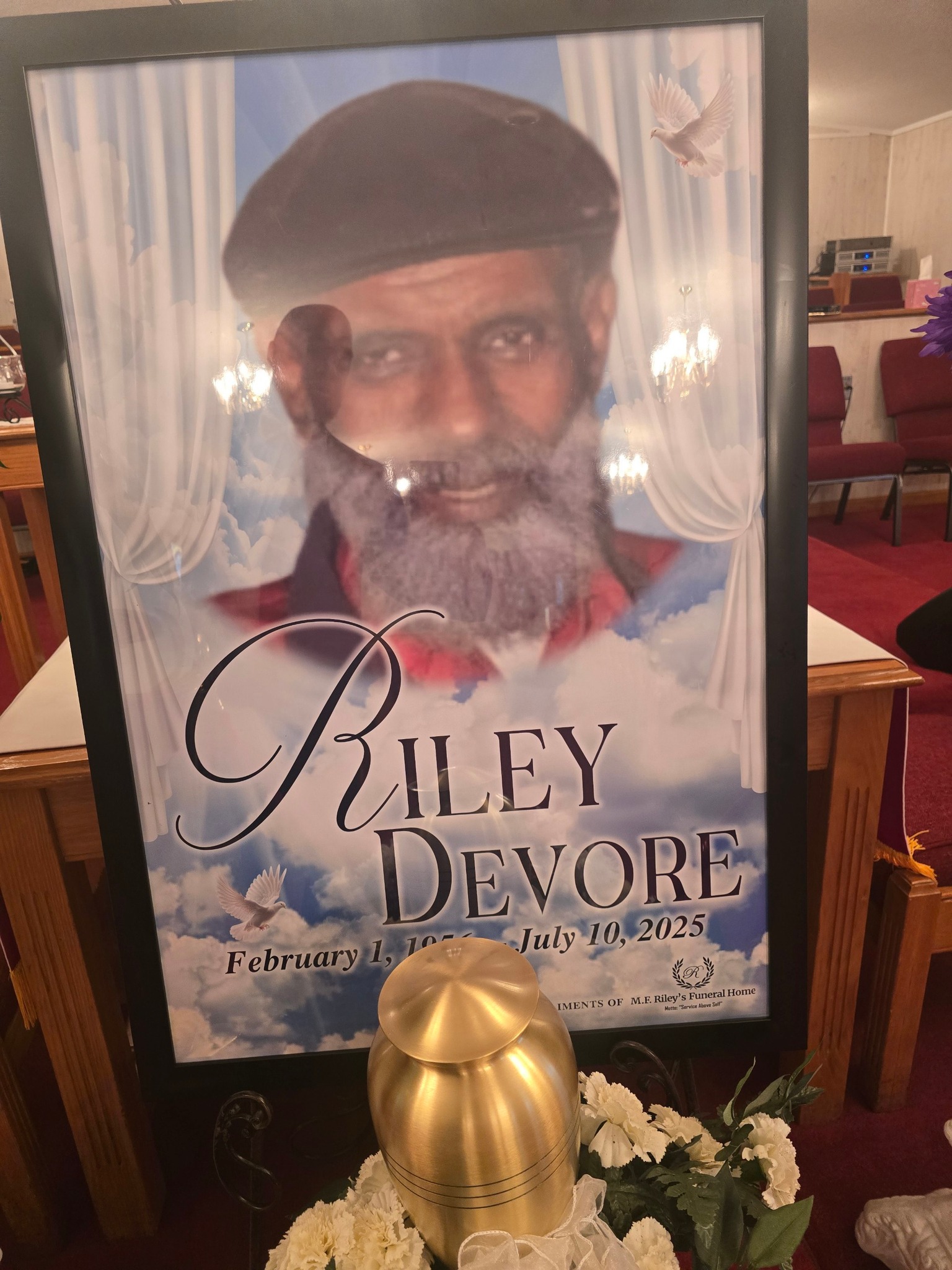 M.F. Riley's Funeral Home | Fairfax SC