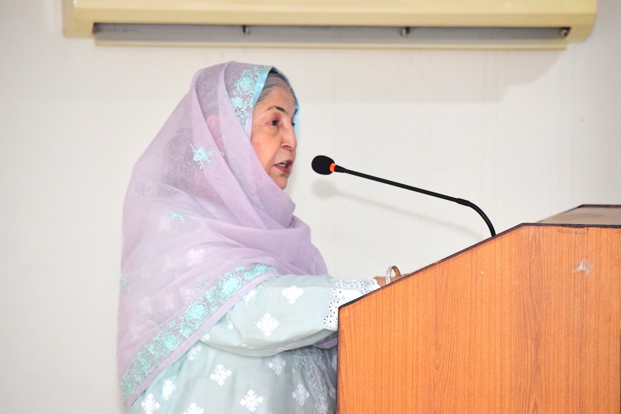 Press Release Sadia Rashid... - Hamdard Foundation Pakistan | Facebook