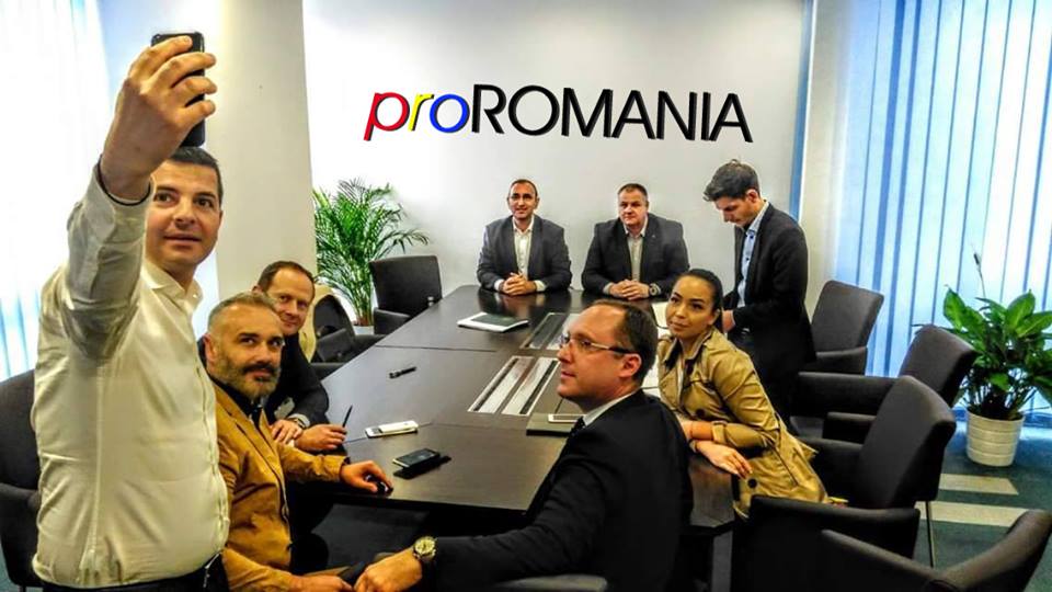 Pro ROMANIA - fondatorii | Facebook