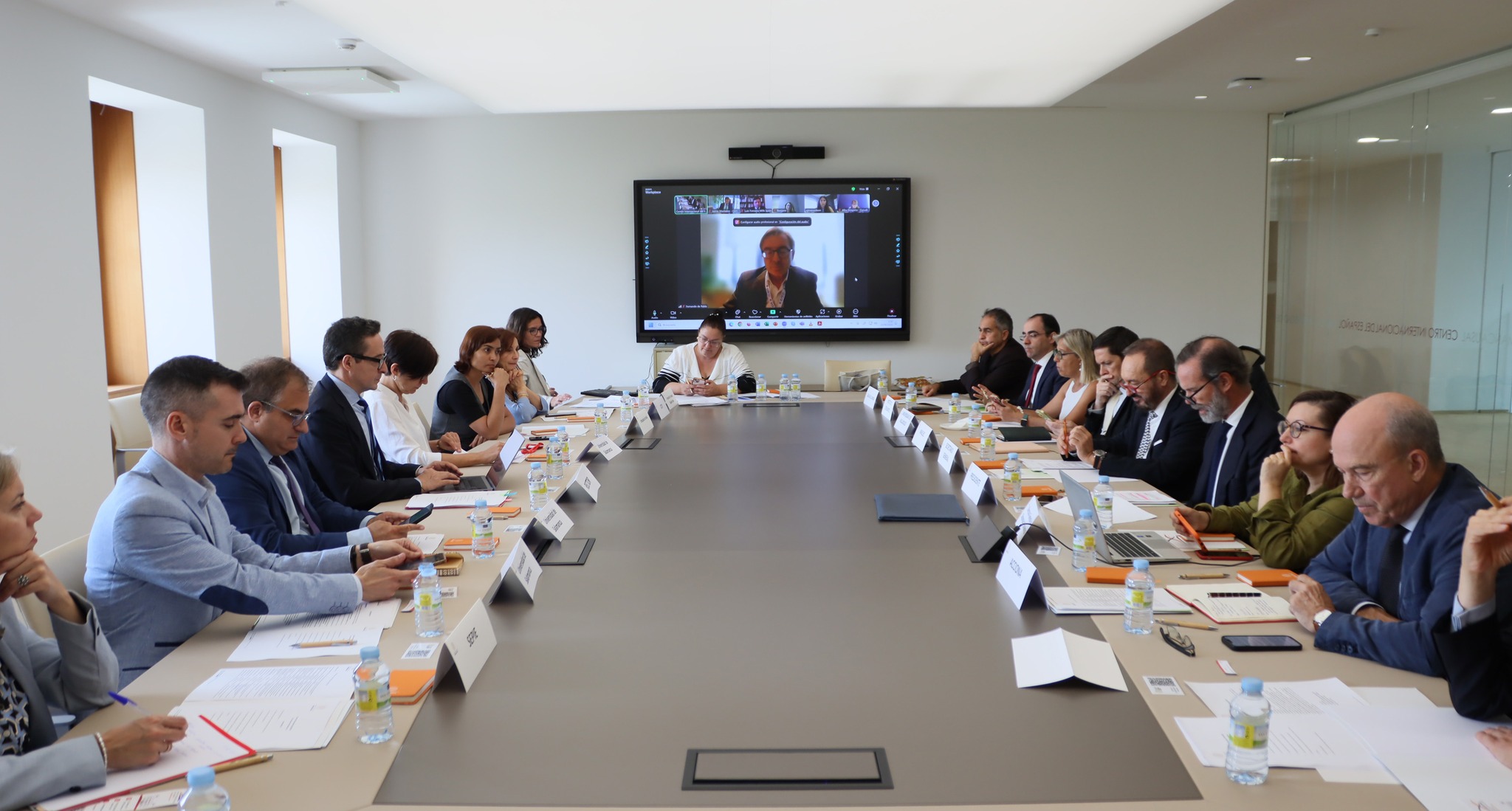 Universidad - 🇪🇸🇮🇳La USAL ha acogido la primera reunión del Patronato ...